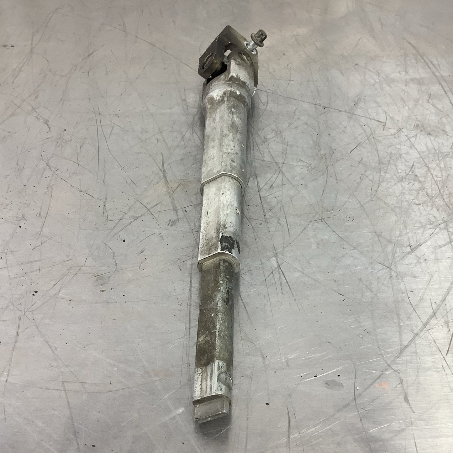 2000-2006 BMW E46 3-SERIES STEERING COLUMN LOWER SHAFT LINKAGE 1094700 OEM