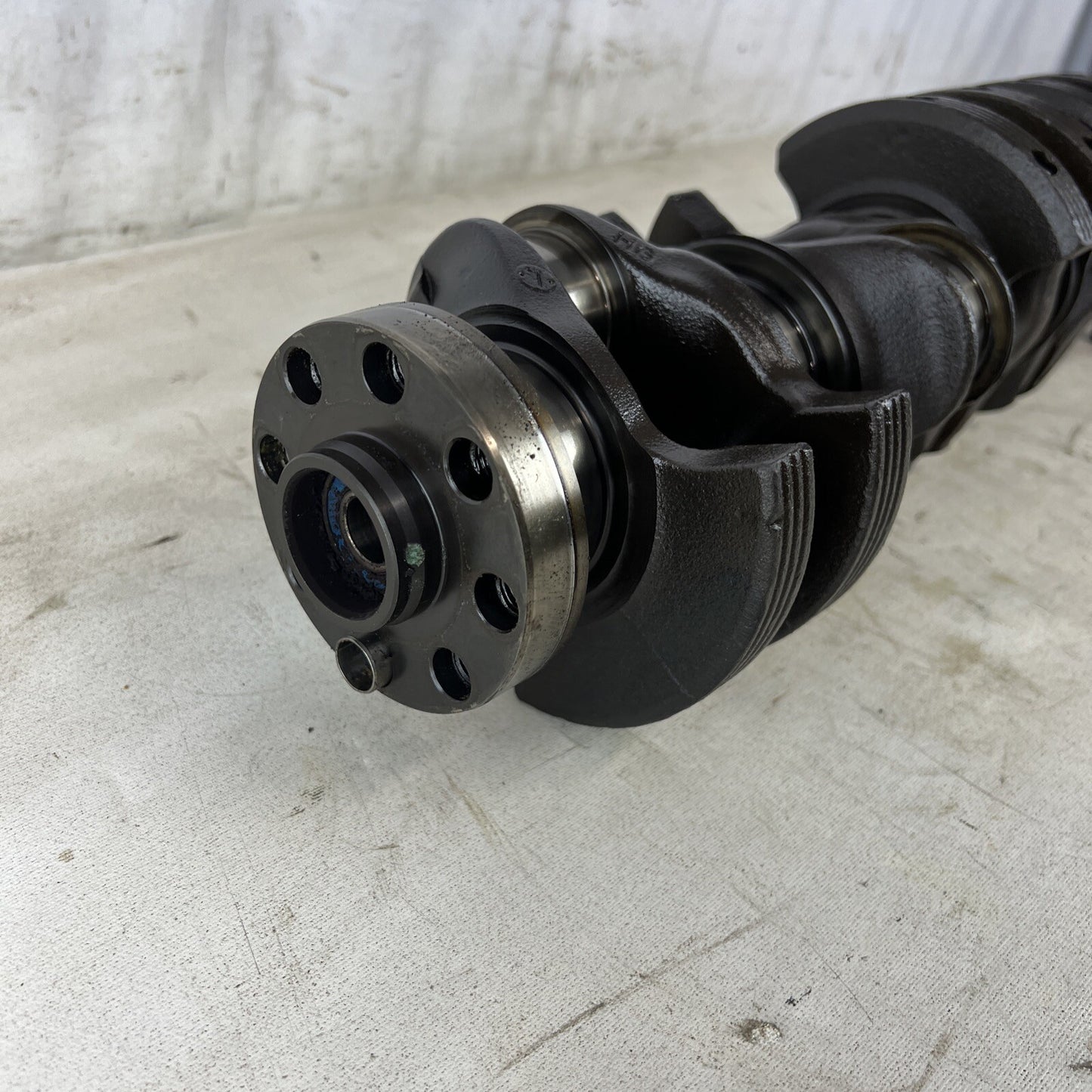 93-95 BMW E36 325is Iron Black Crankshaft 1714481 OEM