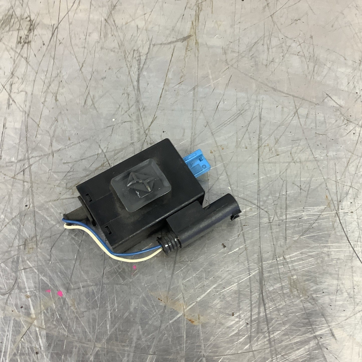 BMW X5 E90 E91 E65 E60 E61 E83 Z4 Passenger Seat Airbag Occupancy Sensor 6927500