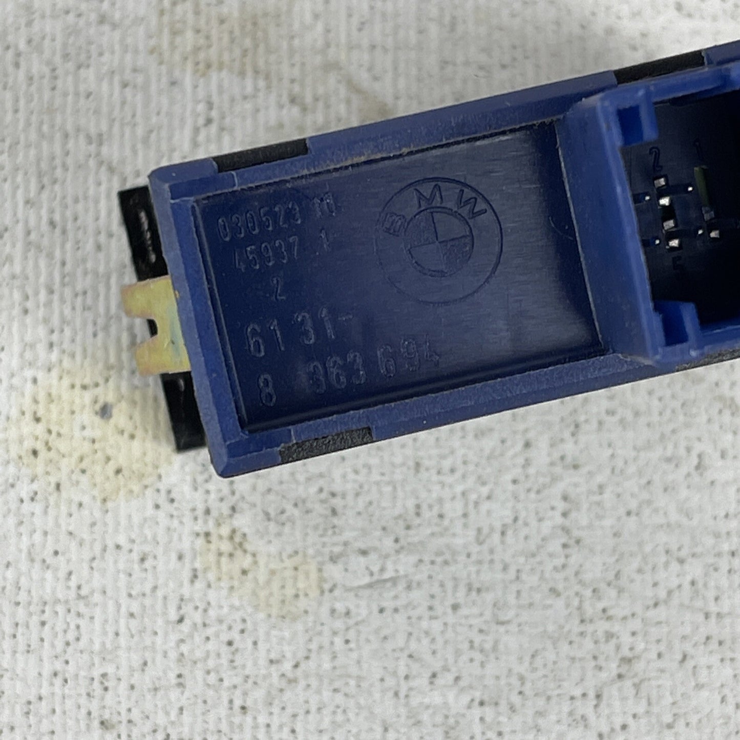 8363694 03052310 BMW E46 E38 E39 Automatic Stability Control ASC Switch Genuine