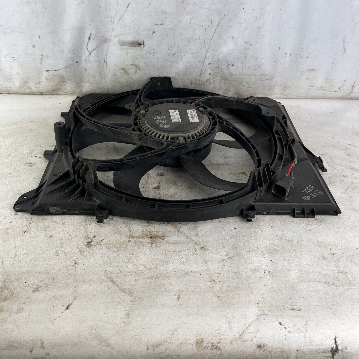 2006-2013 BMW 325i 328i 330i Z4 (E87 E89 E90 E91) M/T 3.0L N52 400W COOLING FAN