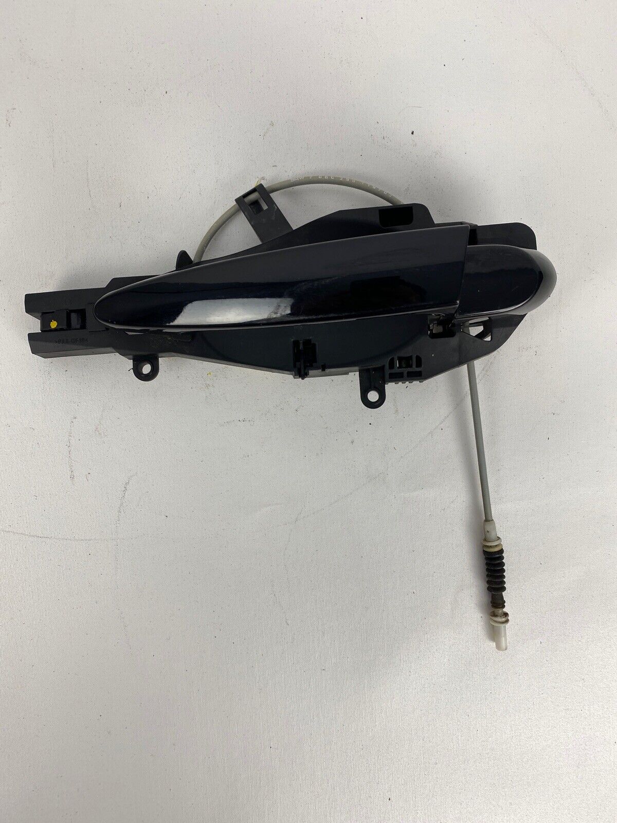 BMW E90 E91 3 SERIES OUTSIDE DOOR HANDLE CARRIER REAR LEFT OEM with Handle