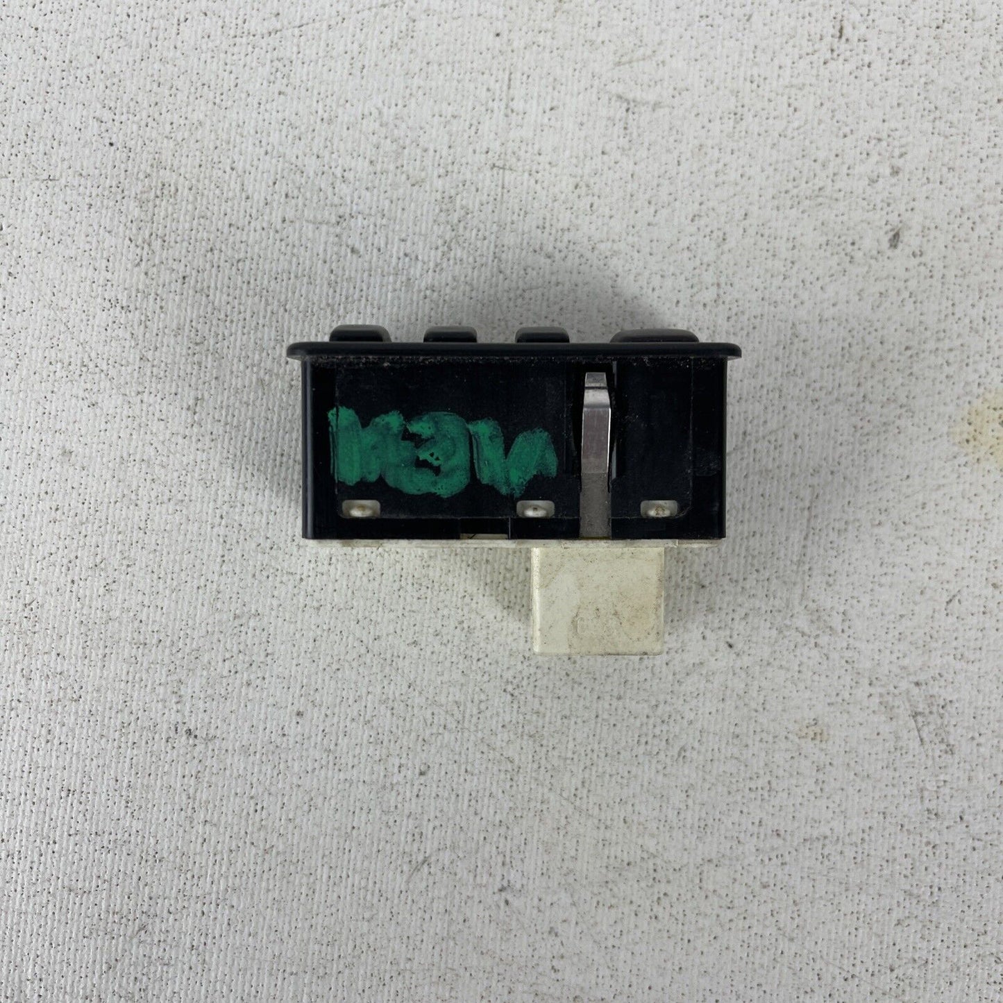 BMW OEM E39 M5 SEAT CHAIR ADJUSTMENT MEMORY CONTROL BUTTON SWITCH