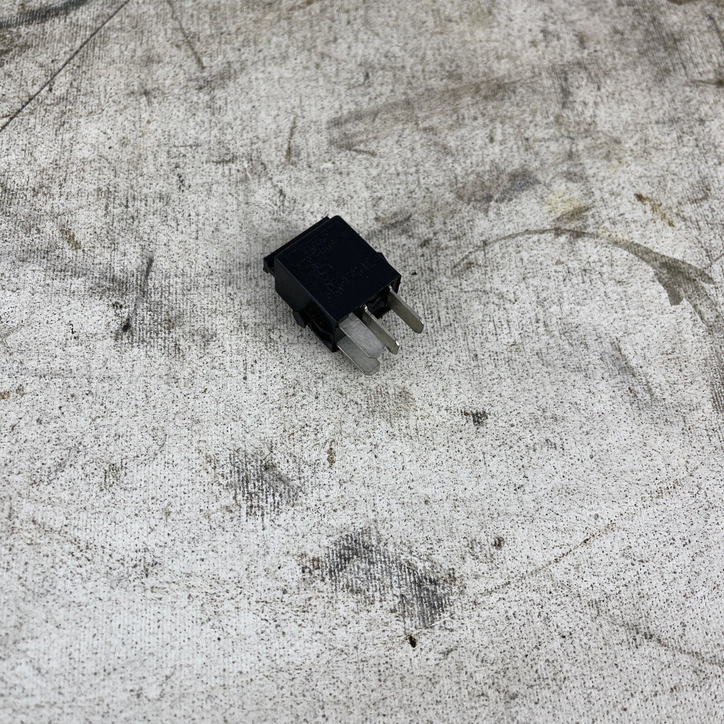 1994 Bmw R1100rs Relay Assembly Siemens 61.36-1393412