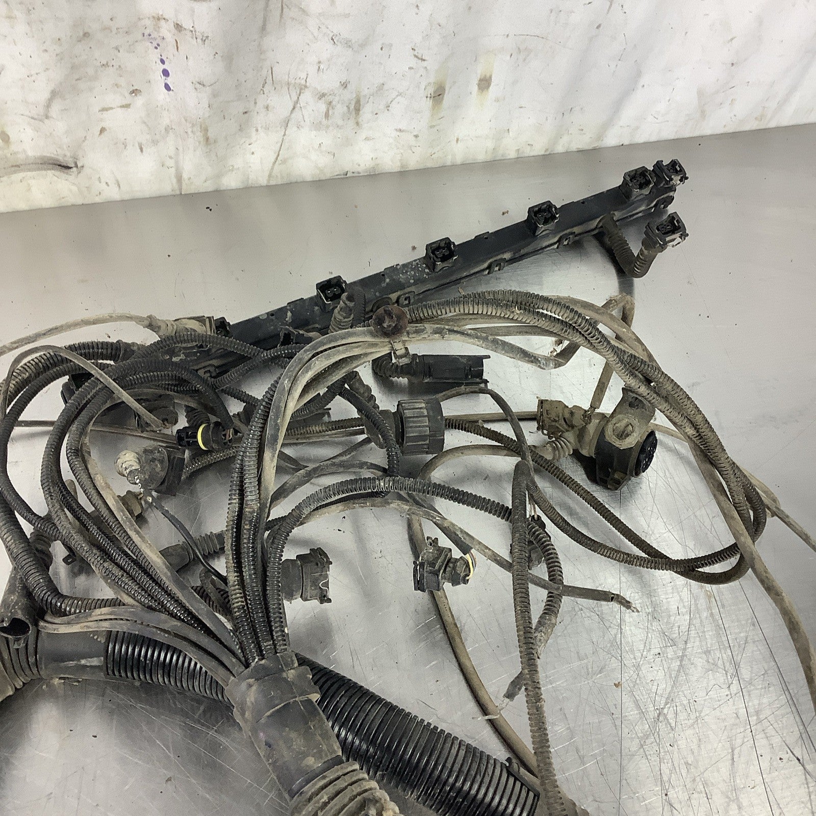 BMW E39 528i OEM Automatic Wiring Harness Injector Rail Plugs 12511436191