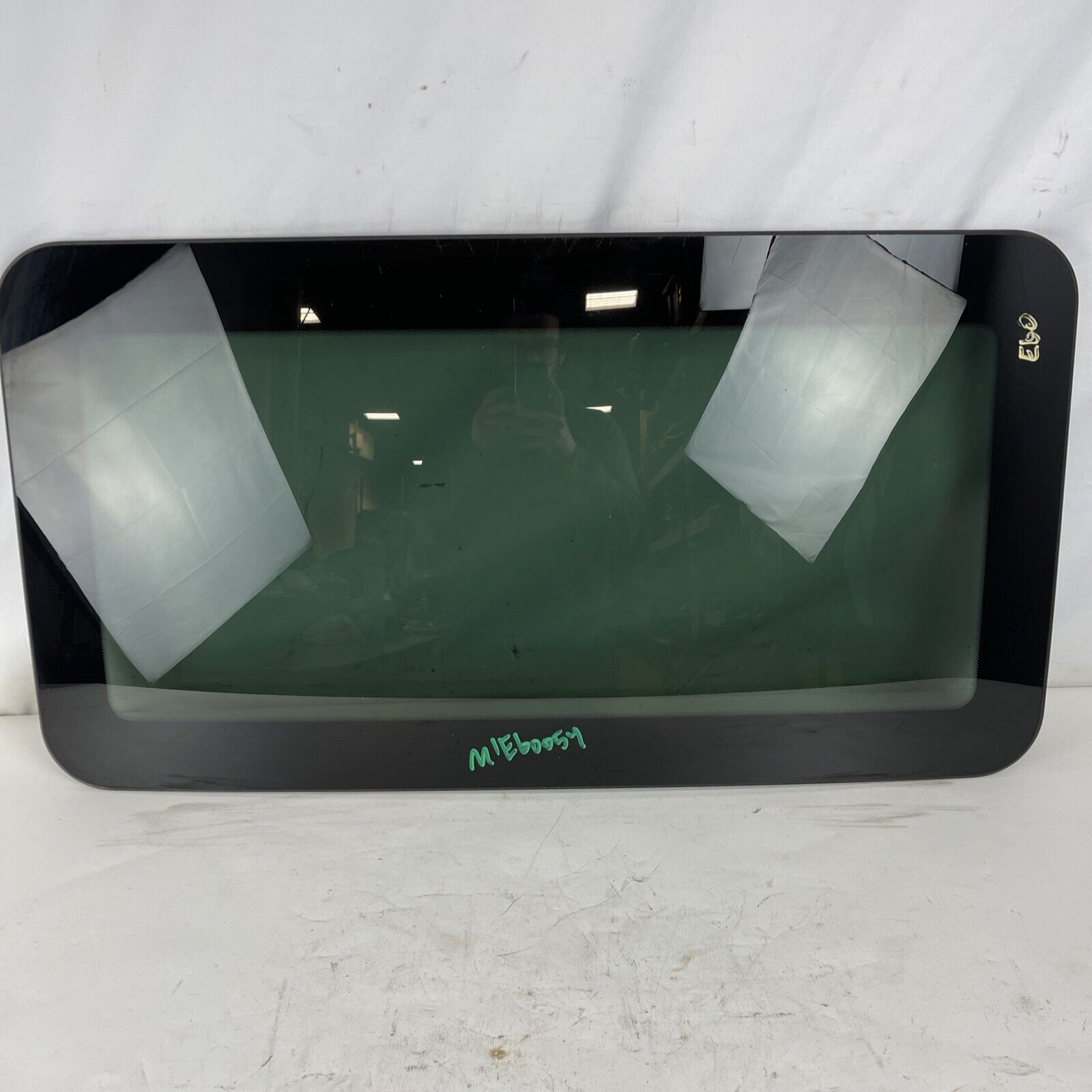 2004-2010 BMW E60 5 SERIES SEDAN FRONT UPPER ROOF SUNROOF MOONROOF GLASS OEM M54