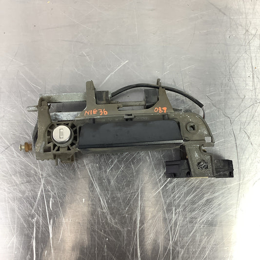 BMW E36 318 323 325 328 M3 RIGHT PASSENGER EXTERIOR DOOR HANDLE SINGLE PLUG #087