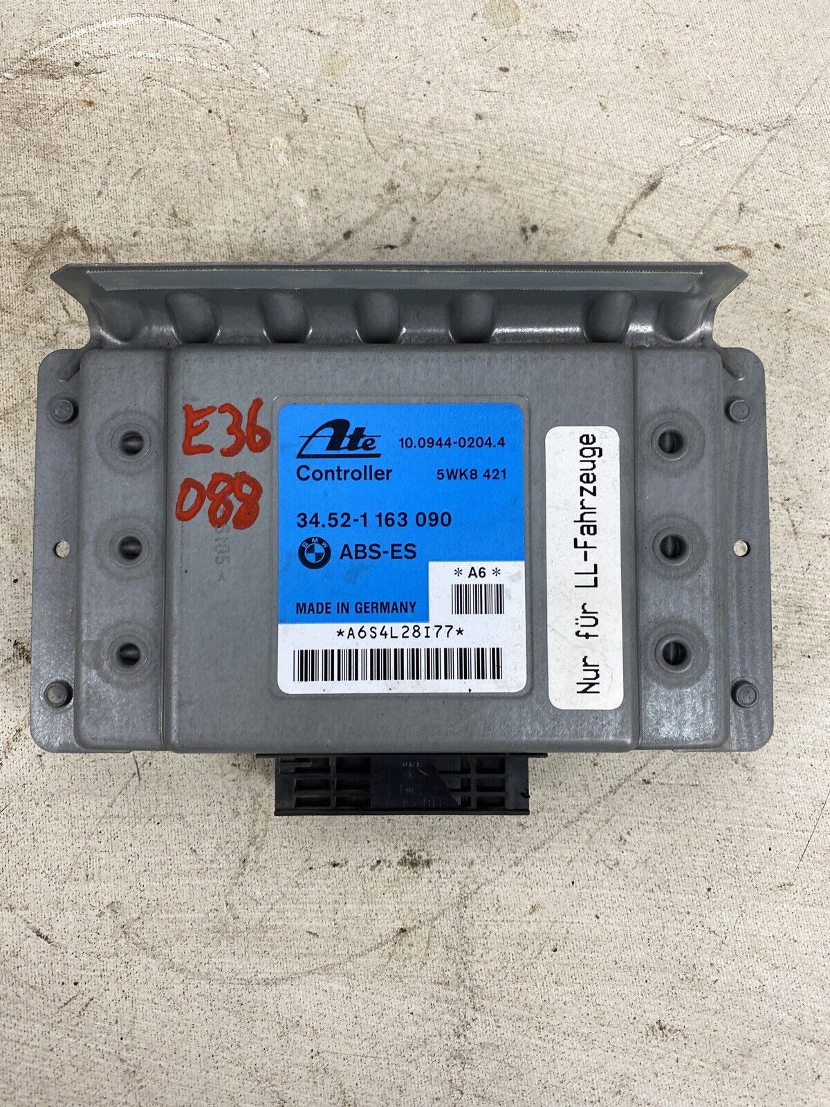 E36 BMW 3 series 318i ABS control Module OEM early model