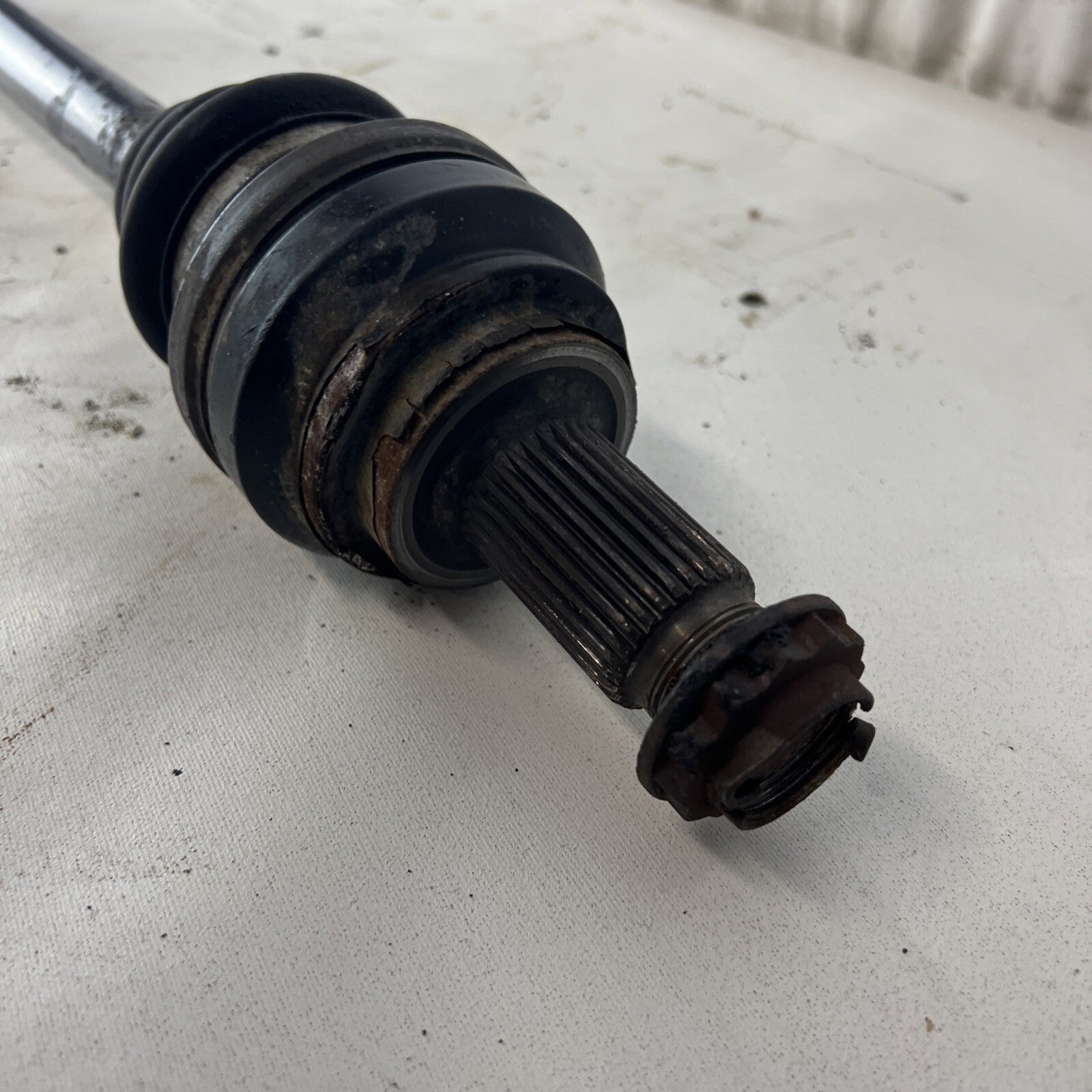2006-2011 BMW E90 325i 328i 330I Rear Right Axle Shaft 7559086 OEM