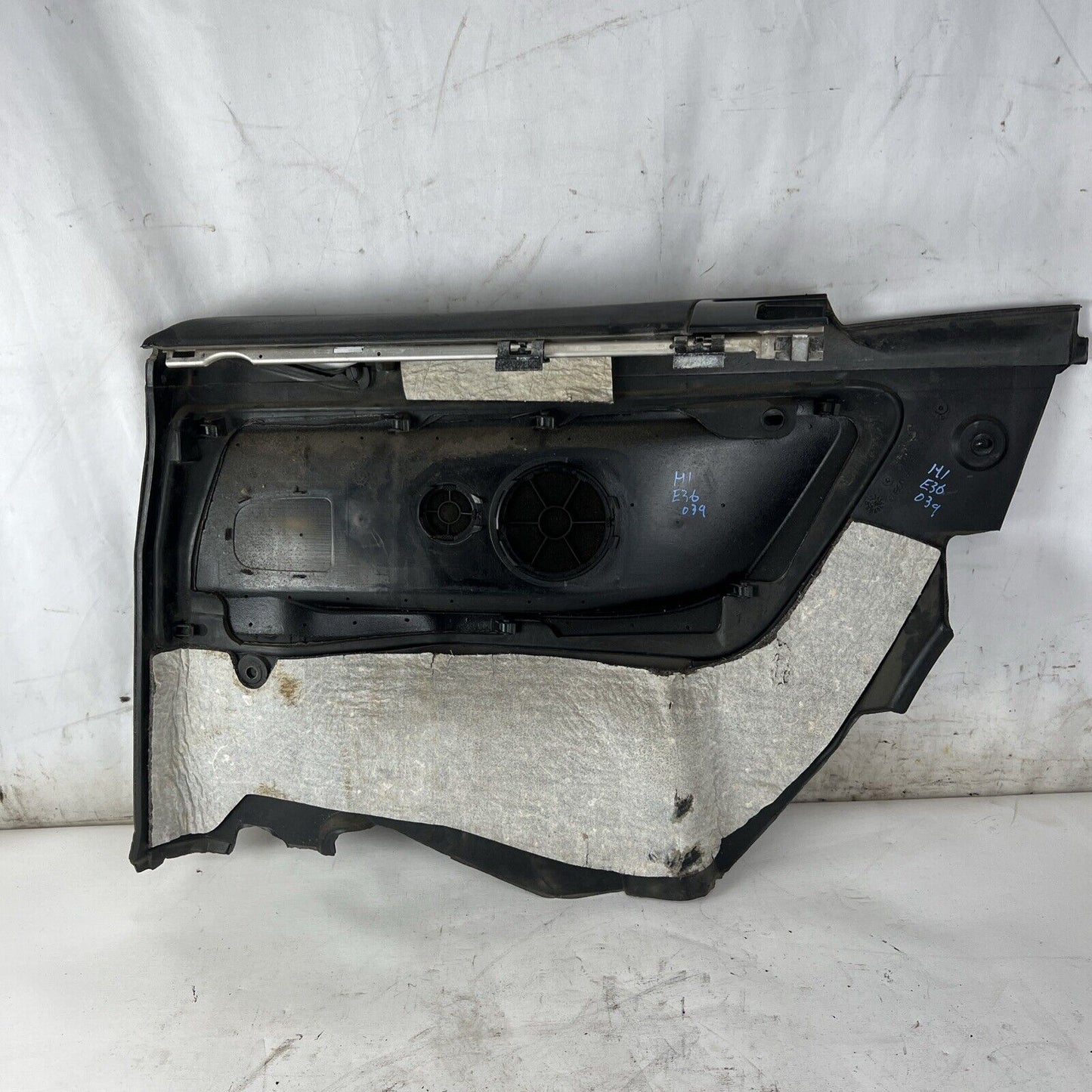 BMW E36 328i 320i CABRIO CONVERTIBLE CABRIOLET REAR DOOR CARDS SIDE TRIM PANELS