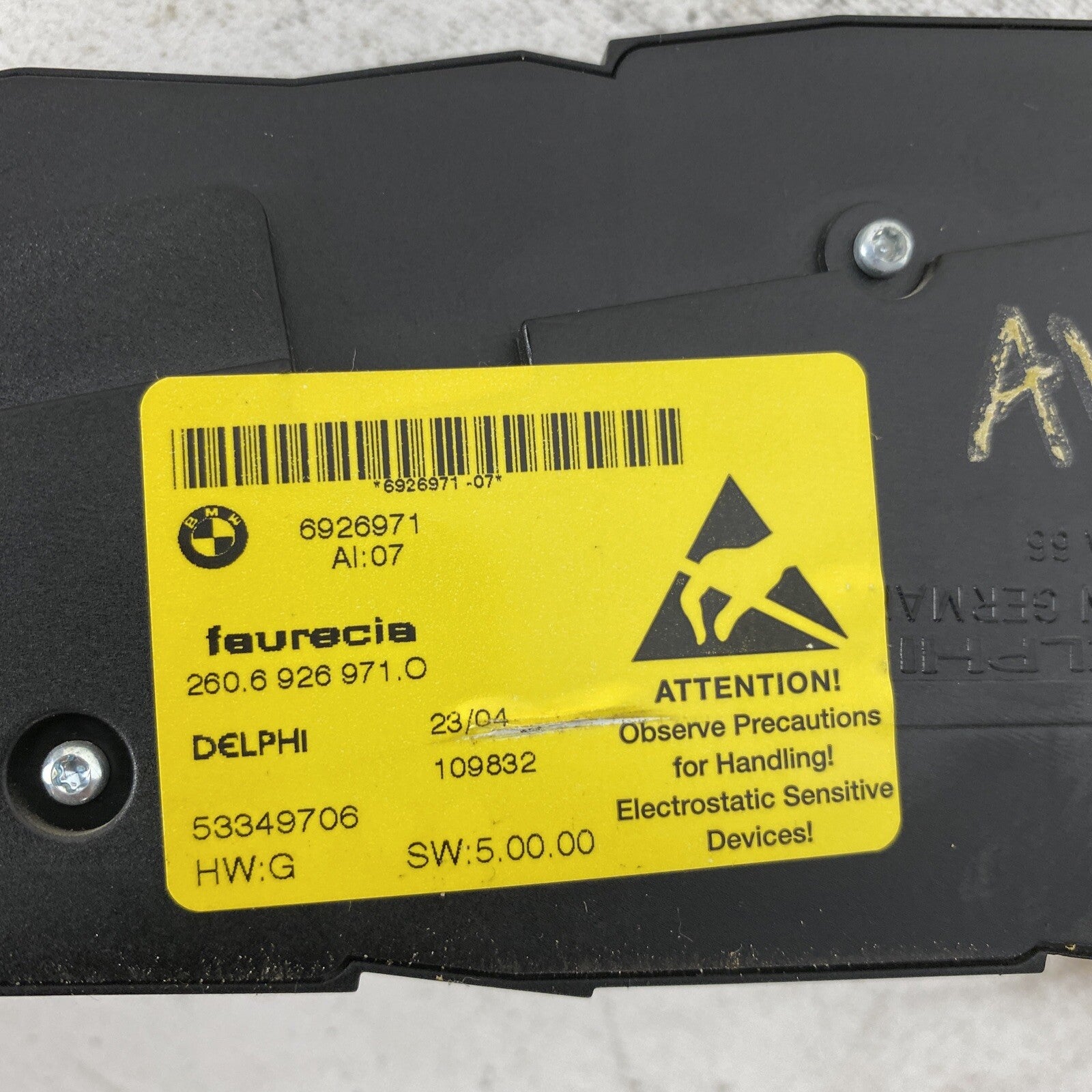 6926971 08-10 528i 535i 550i 08-13 X5 X6 FRONT LEFT SEAT ADJUSTMENT SWITCH