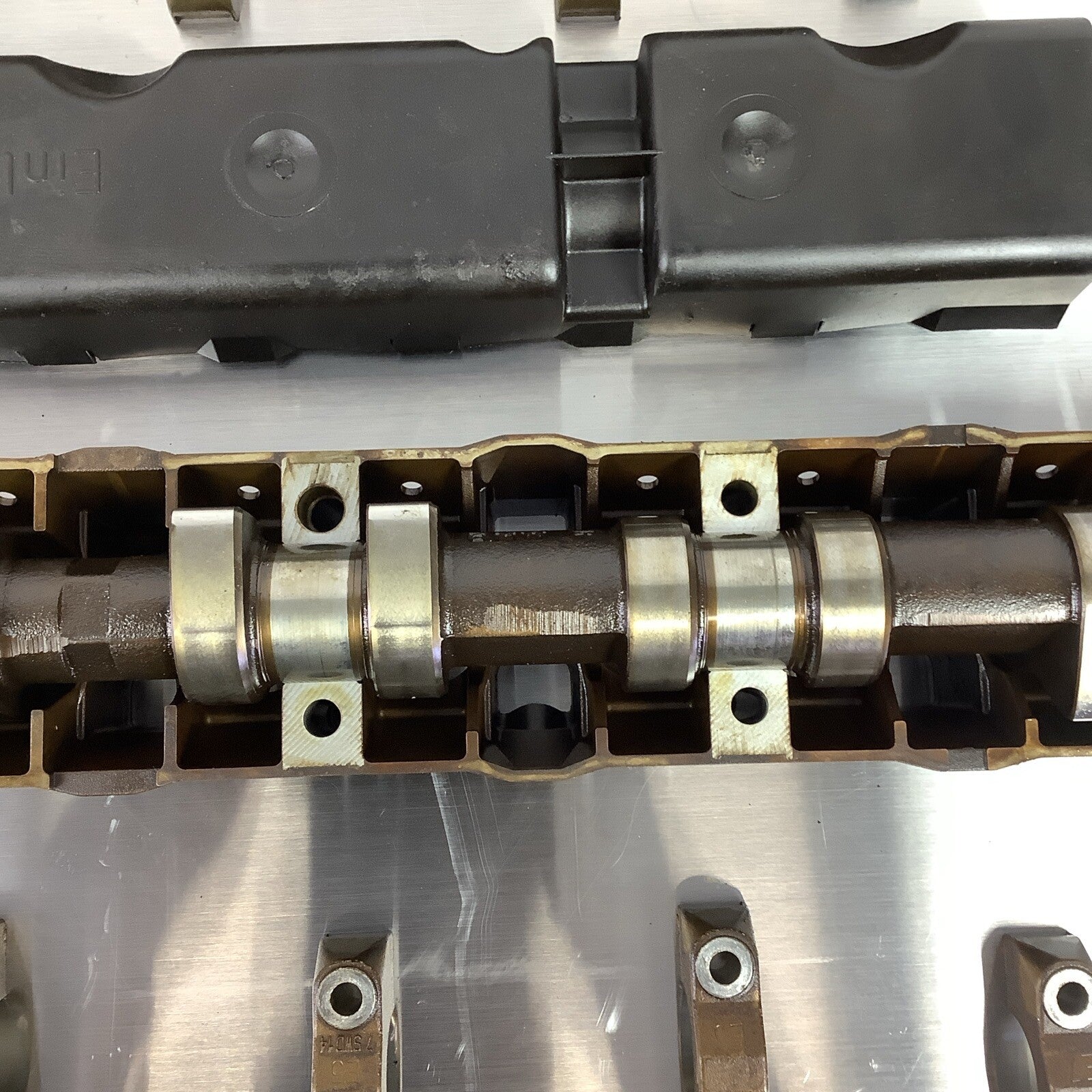 99-06 BMW E46 M52TU Intake & Exhaust Camshafts W/Tray 328i 528i  #058