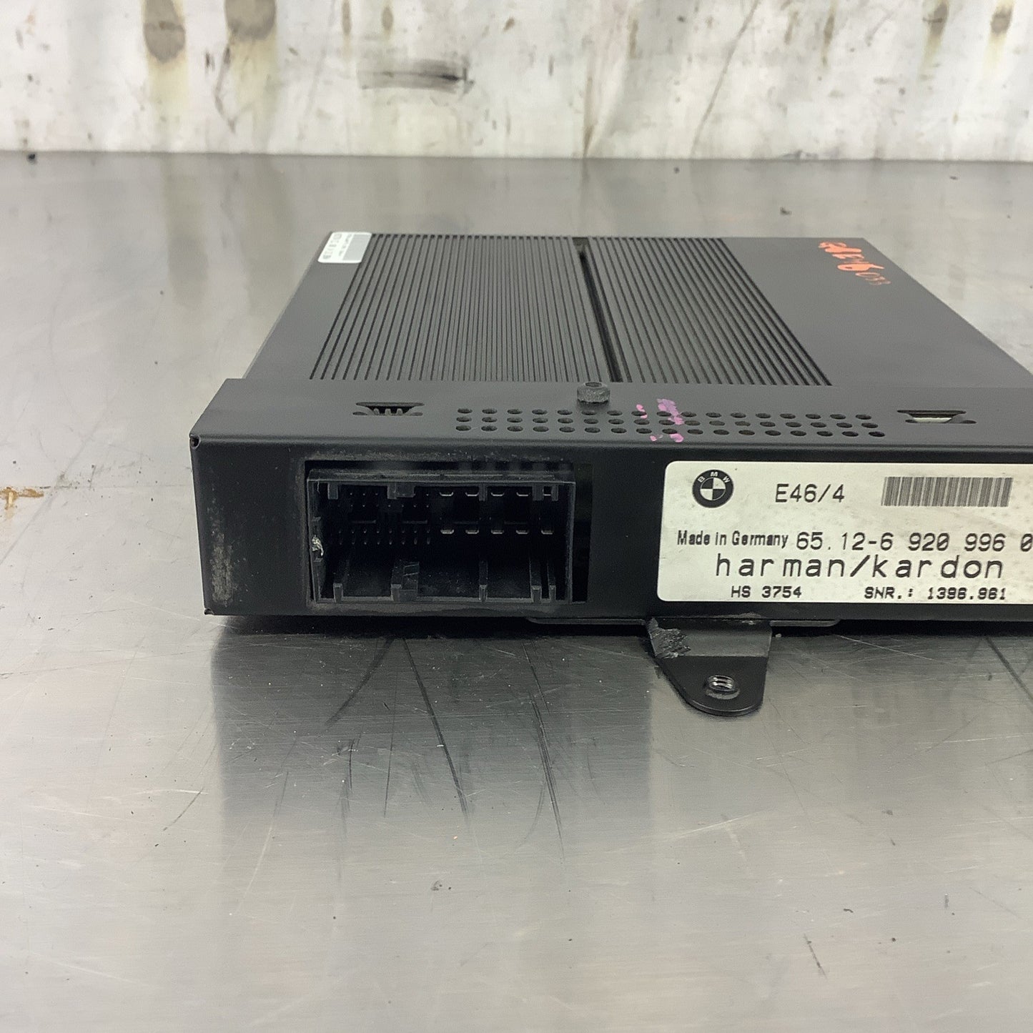 1999-2005 BMW 325i 330i Harman Kardon Amp Amplifier