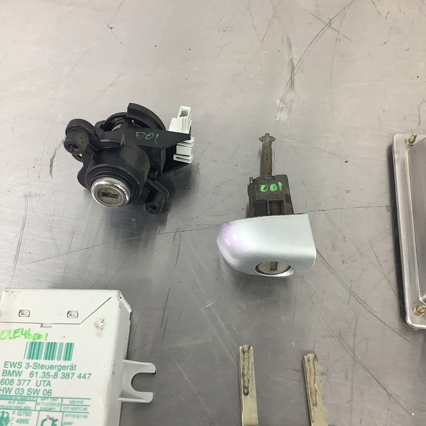 2000 BMW 328i E46 ECU KIT 7500255 MS42 TWO REMOTE KEYS Ignition Cylinder trunk