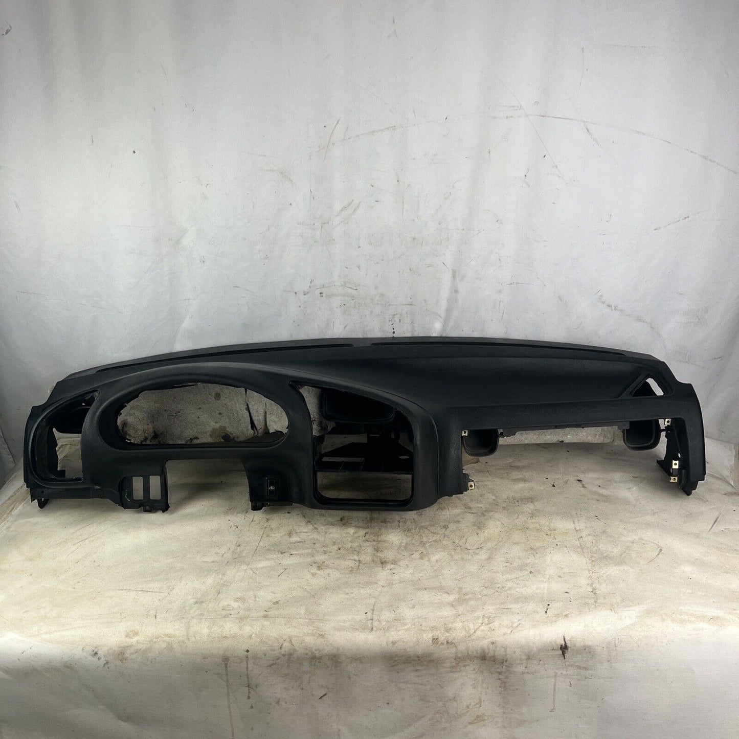 RARE (no airbag) BMW E36 Sedan Black DASHBOARD Dash 325is, 328is, M3, OEM