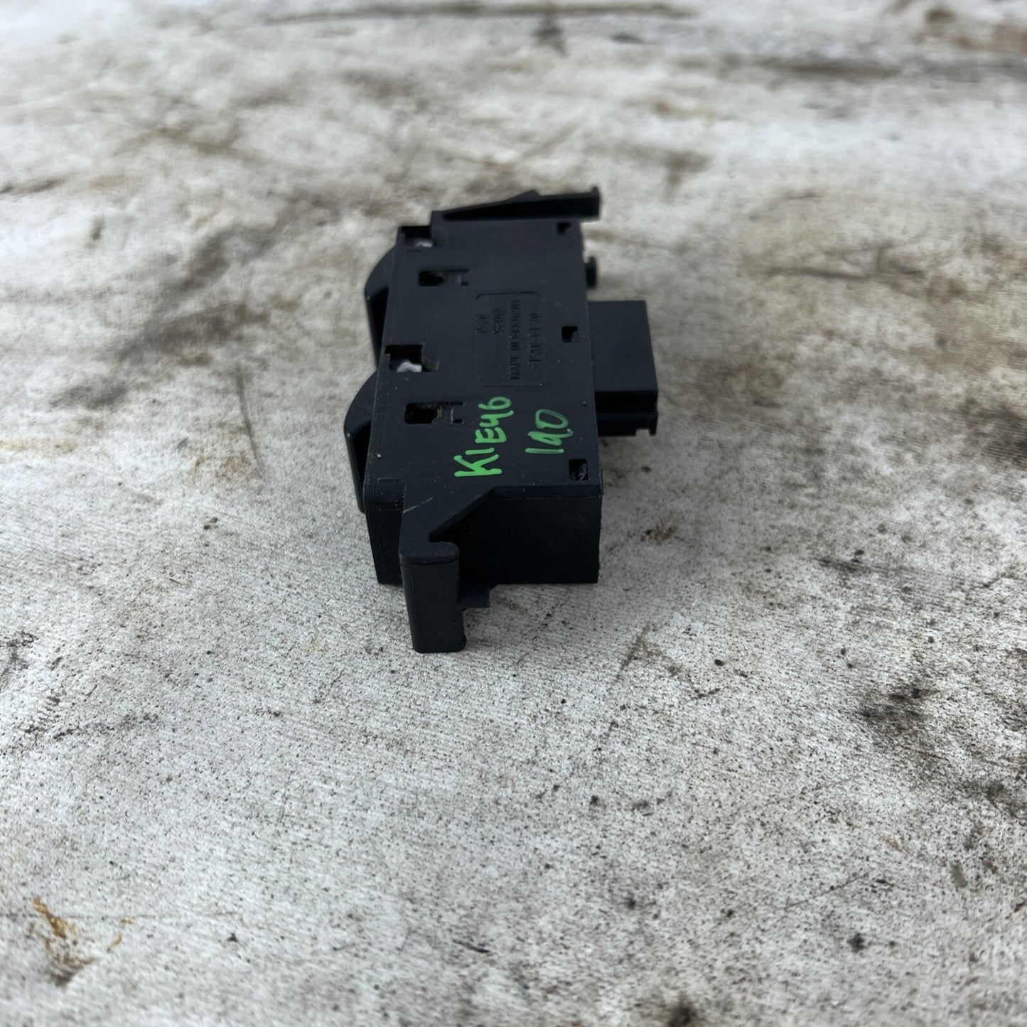 1999-2006 BMW E46 325i 328i 330i Ci M3 Window Switch RH Right Passenger OEM