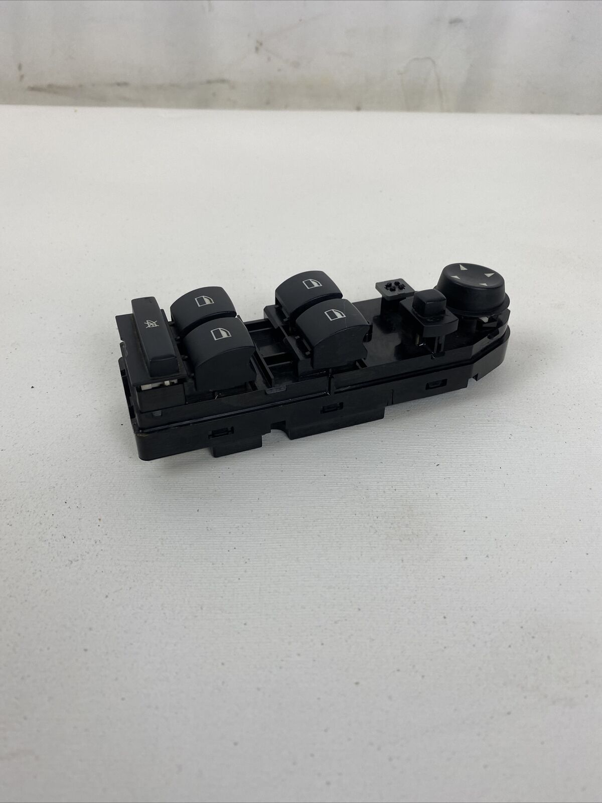 OEM BMW E60 530i 545i 04-07 Left Front Driver Master Power Window Switch 6943242