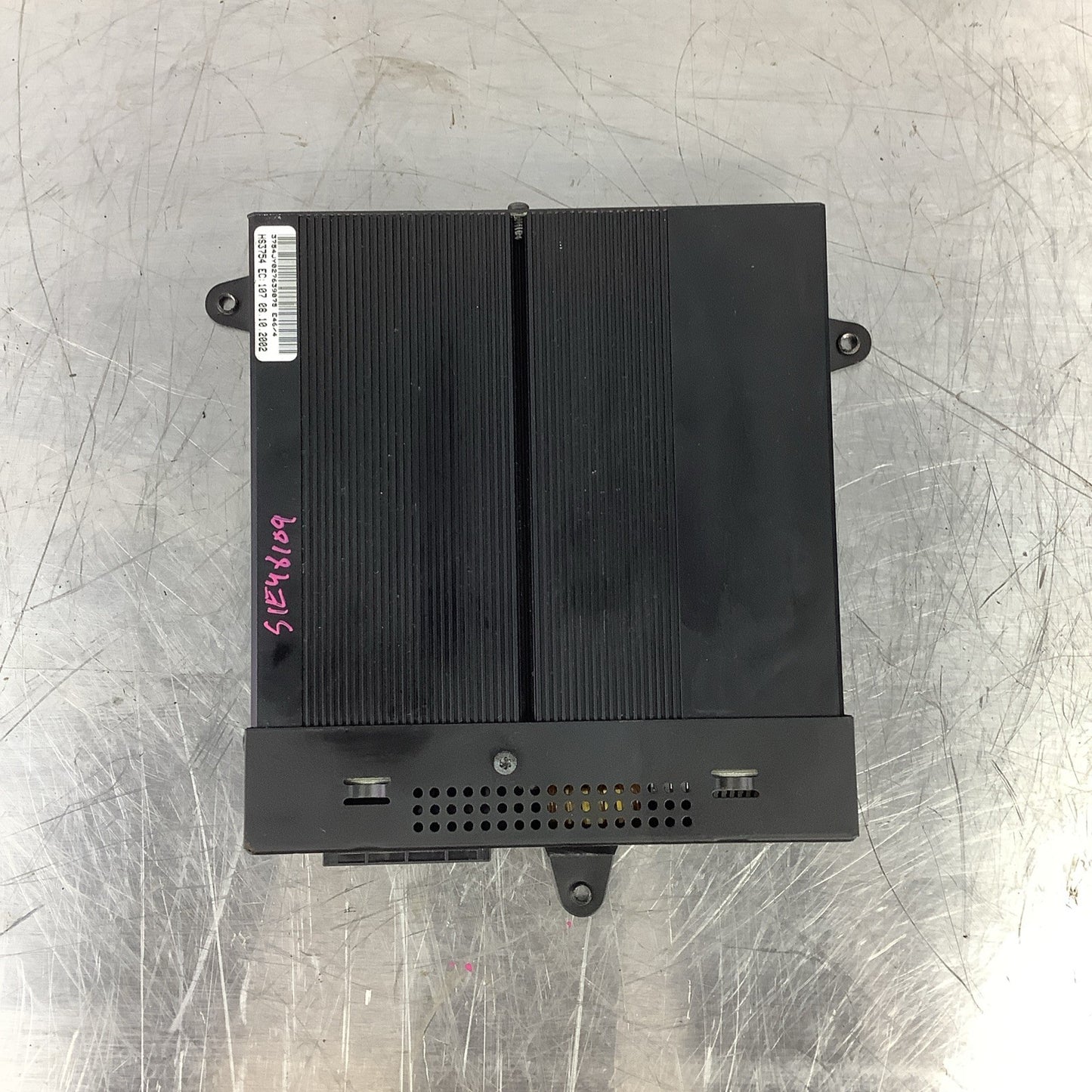 BMW OEM E46 99-06 SEDAN HARMAN KARDON HIFI AMPLIFIER AMP TRUNK 65136920996