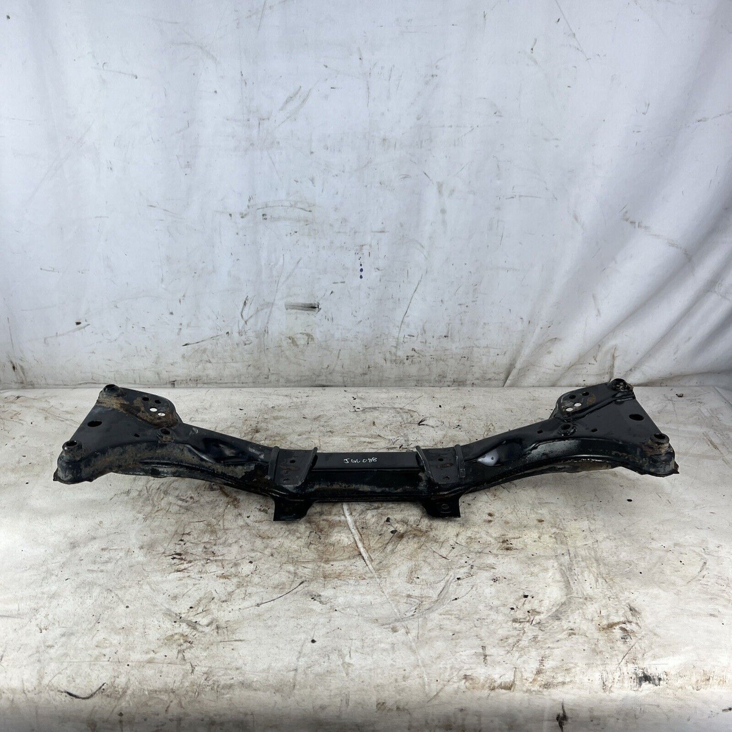 92-98 BMW 3-SERIES E36 FRONT AXLE SUPPORT ENGINE MOTOR SUBFRAME CRADLE #088