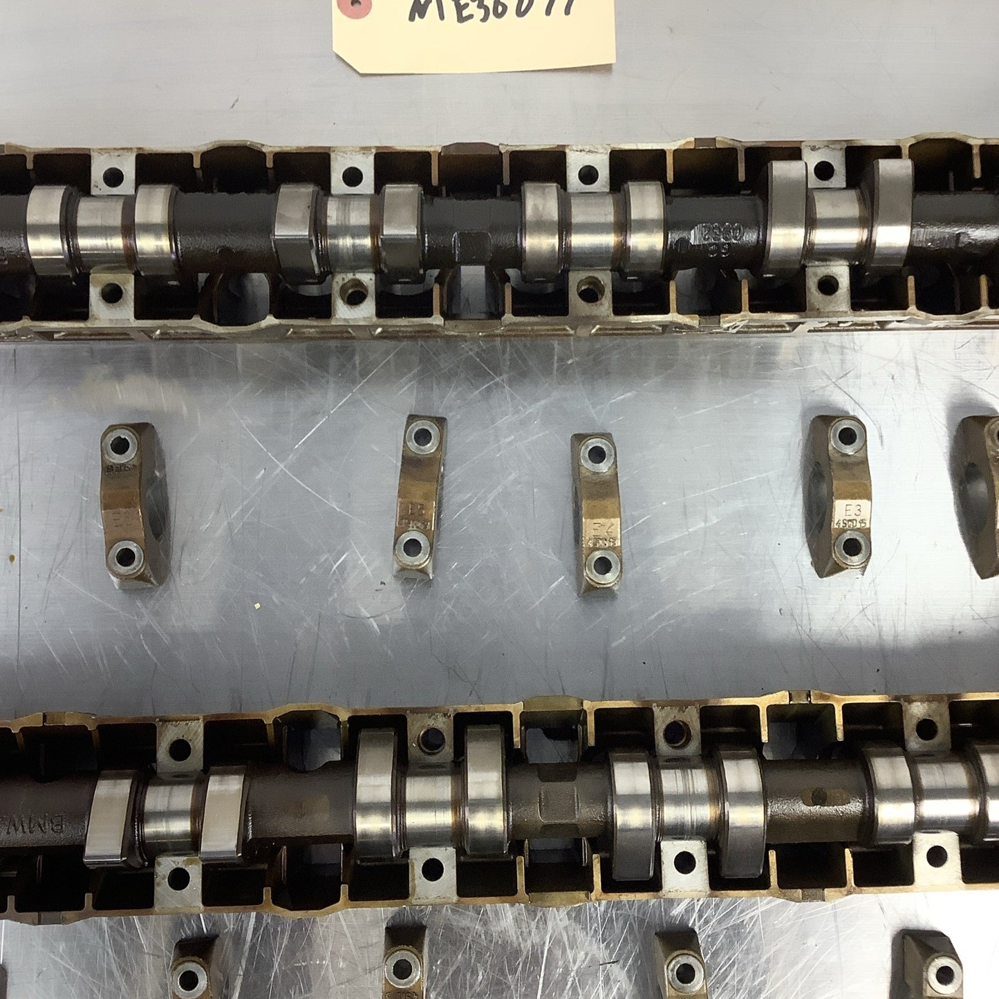 E36 328 BMW M52B28 Exhaust Intake Camshaft Pair Single Vanos With Trays
