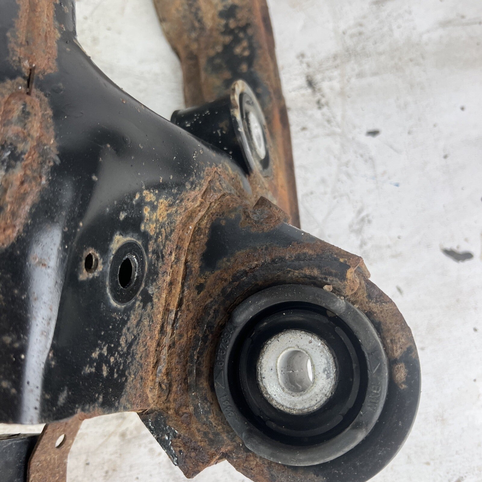 98-06 BMW E46 3 Series Rear Axle Subframe K-Frame Carrier Cradle Asembly OEM✅