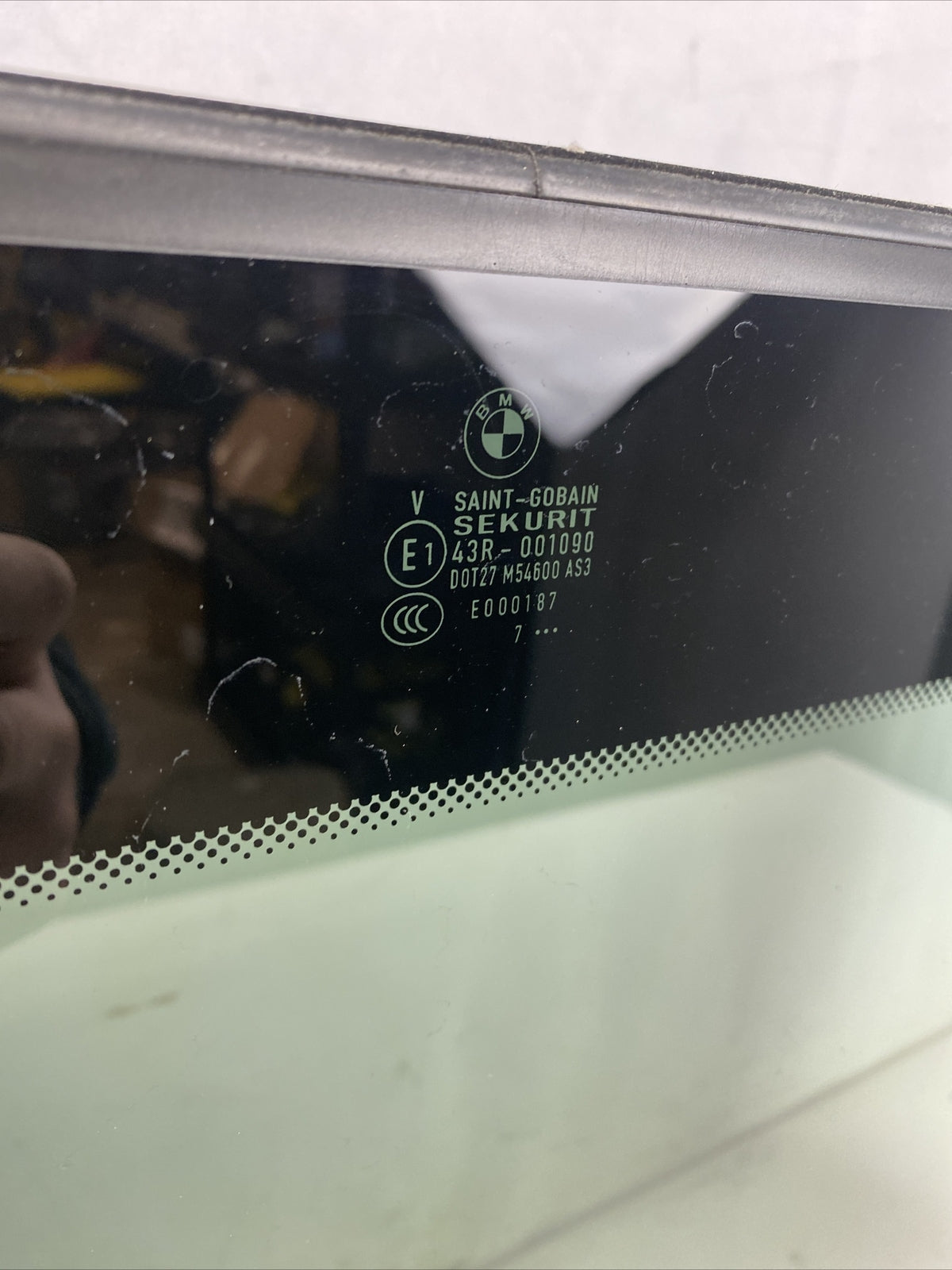 2004-2010 BMW E60 M5 550i 545i 530i 525i Sunroof Sliding Glass Window OEM