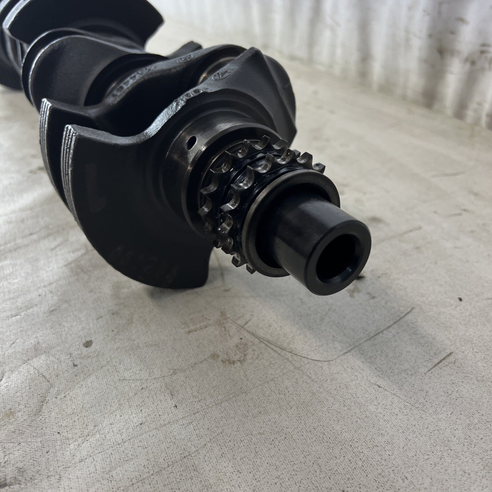 93-95 BMW E36 325is Iron Black Crankshaft 1714481 OEM