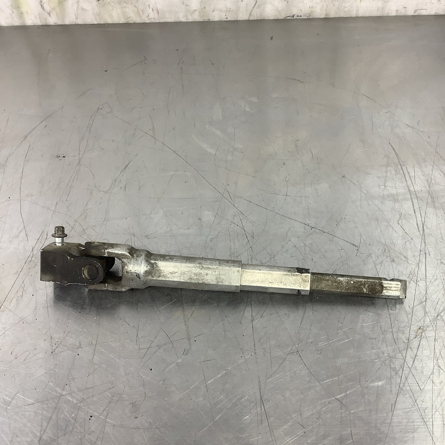 2000-2006 BMW E46 3-SERIES STEERING COLUMN LOWER SHAFT LINKAGE 1094700 OEM