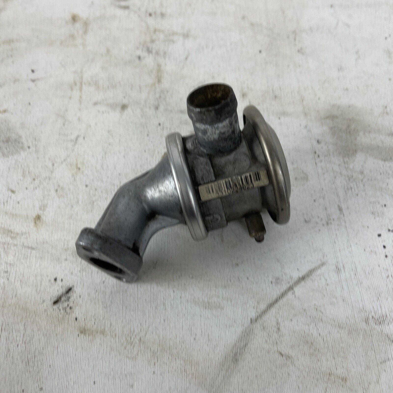 01 02 03 BMW E46 330 325 SECONDARY AIR EGR VALVE 1435420