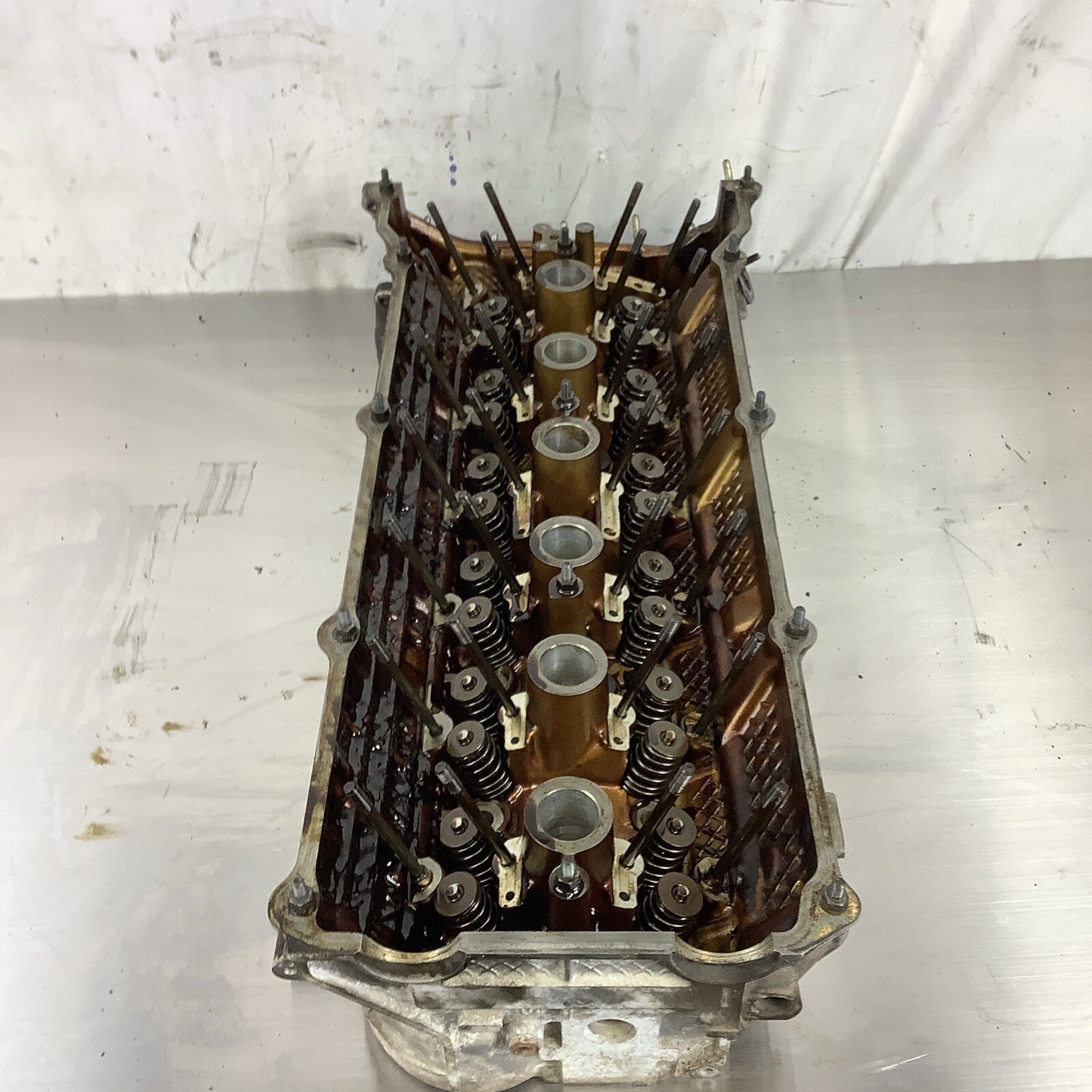 99-06 BMW  E39 E46 E60 E53 E83 E85 2.5L/2.8L/3.0L  M52TU M54 CYLINDER HEAD #061