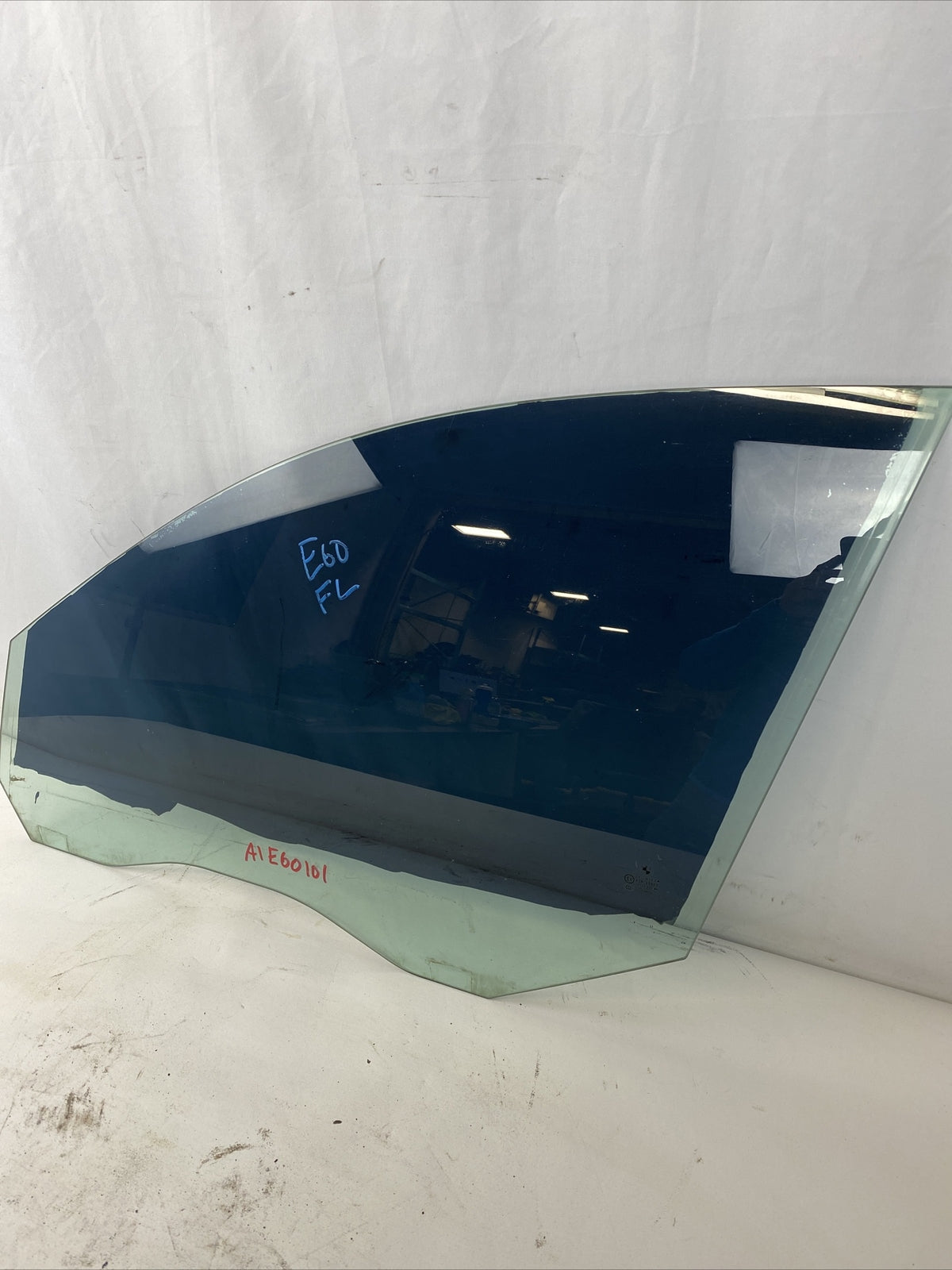2004 - 2010 BMW 5 Series E60 Left Front Driver Door Glass  Window OEM