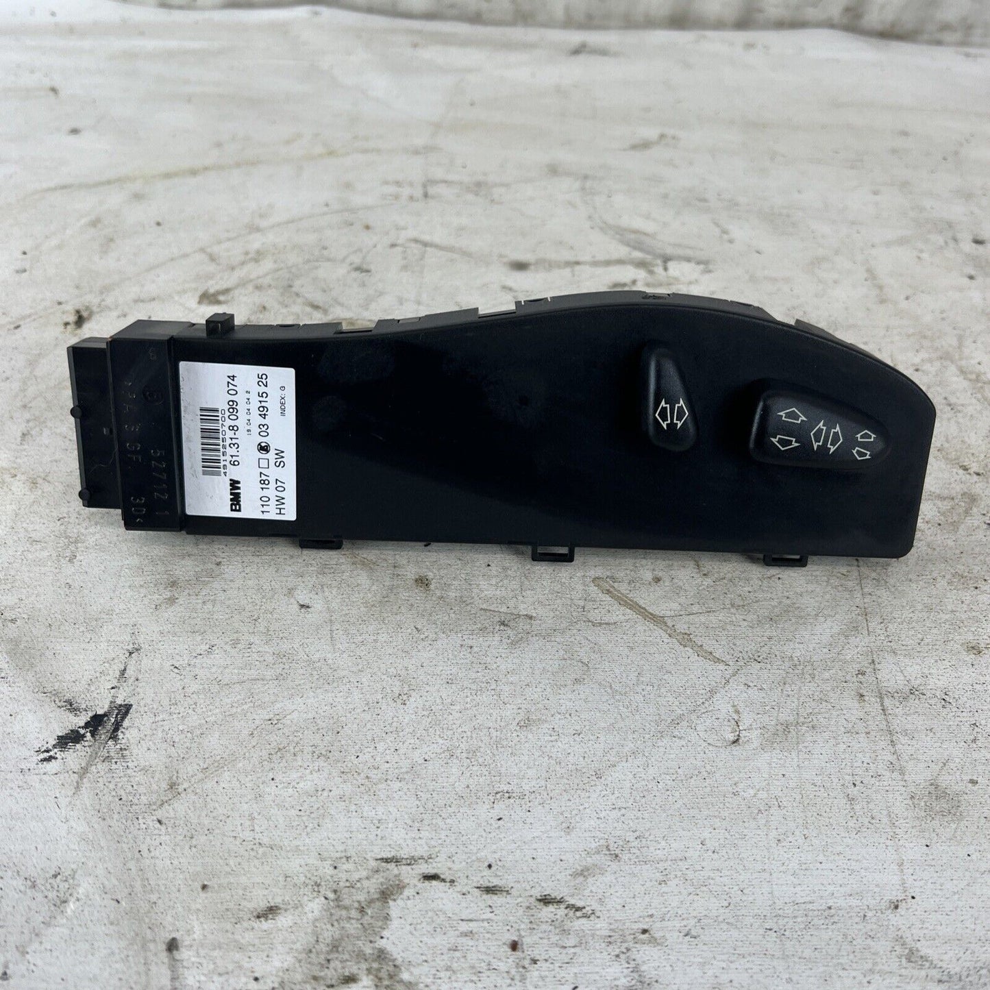 2005 BMW 330xi 330i 325i 325xi E46 Front Right Seat Switch OEM 61308099074