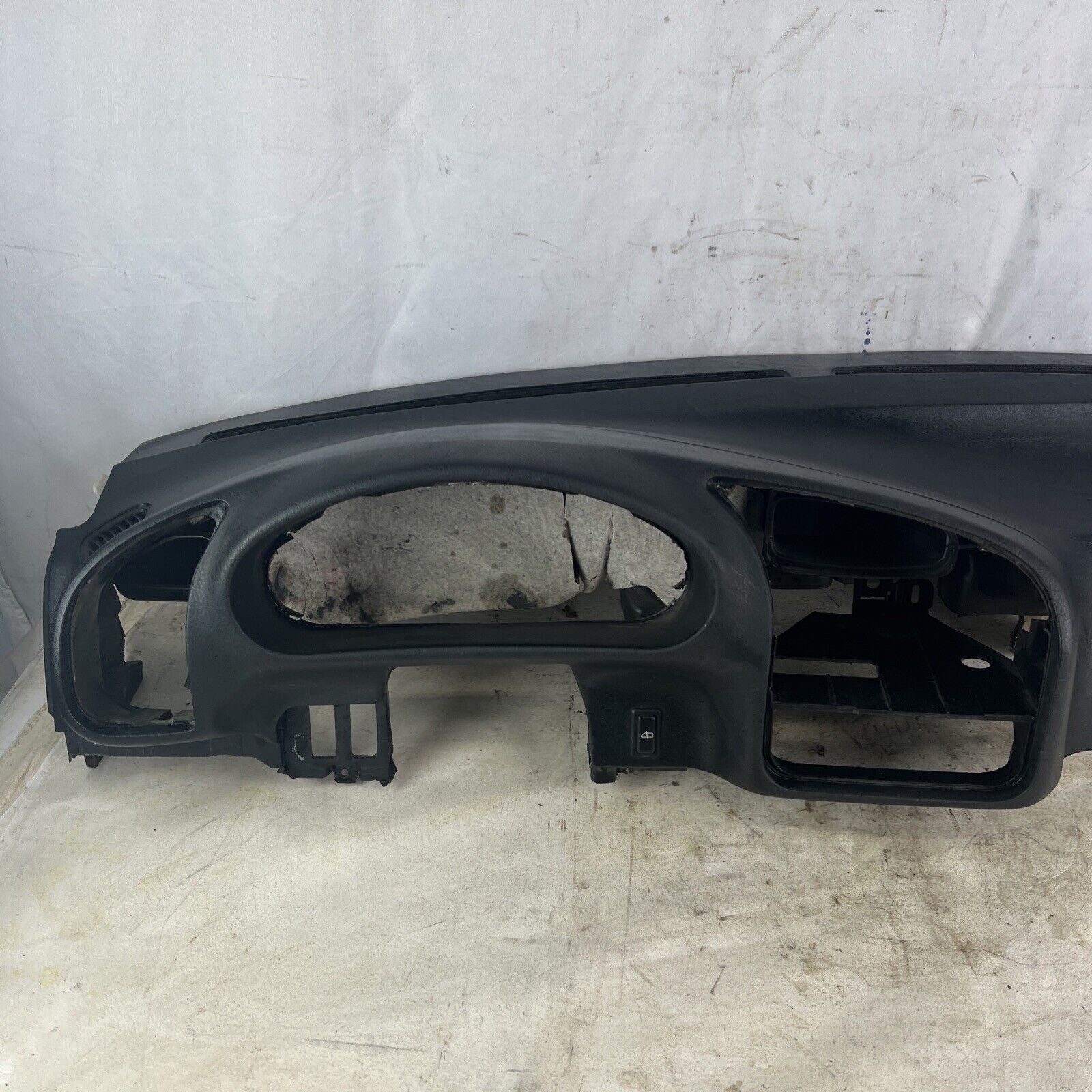 RARE (no airbag) BMW E36 Sedan Black DASHBOARD Dash 325is, 328is, M3, OEM