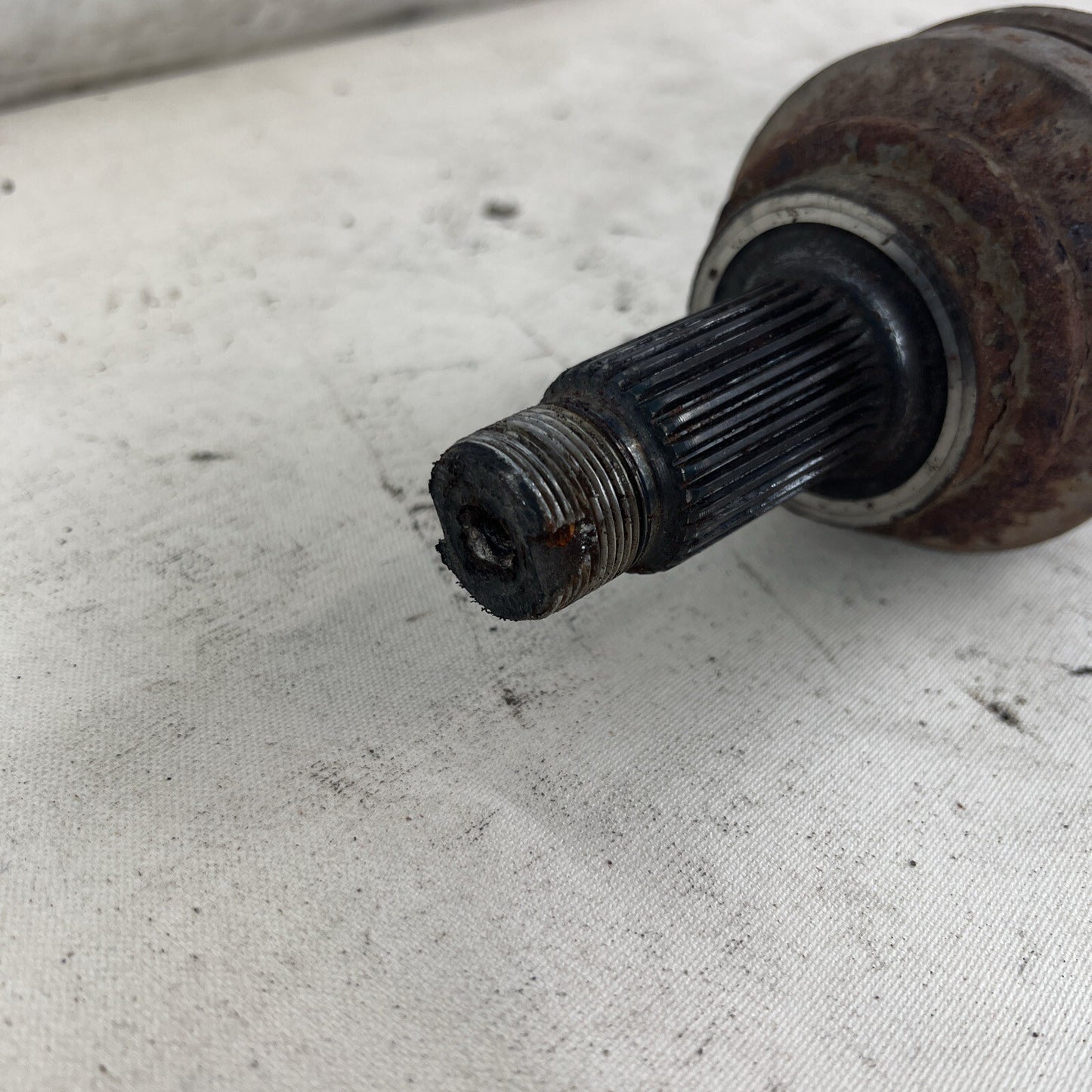 ? 07-13 OEM BMW E88 E90 E82 DCT / MT Rear Right Axle Output Half Shaft Assembly