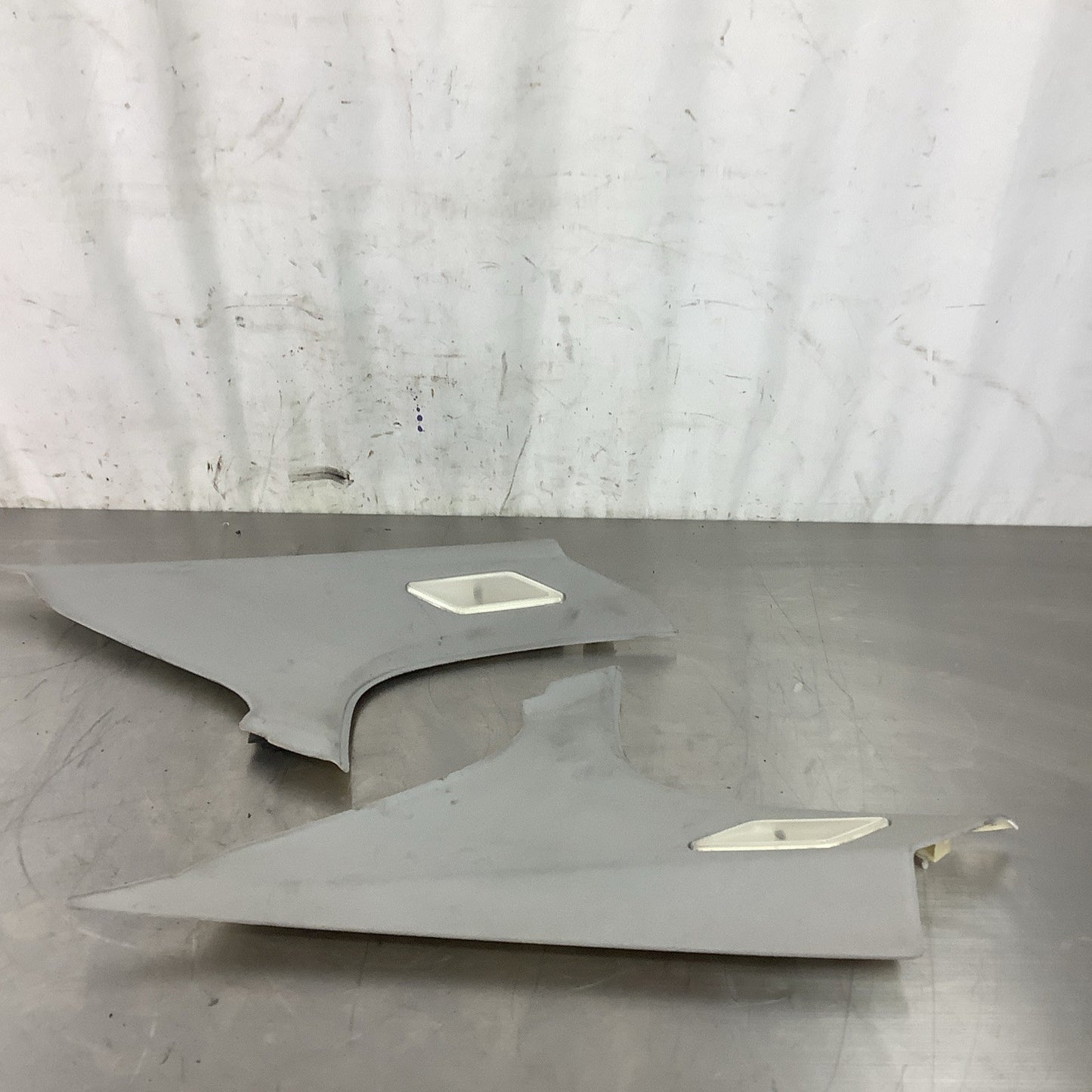 BMW E46 3-Series Sedan Gray C Pillars Lights Trims Set 1999-2005 OEM #051