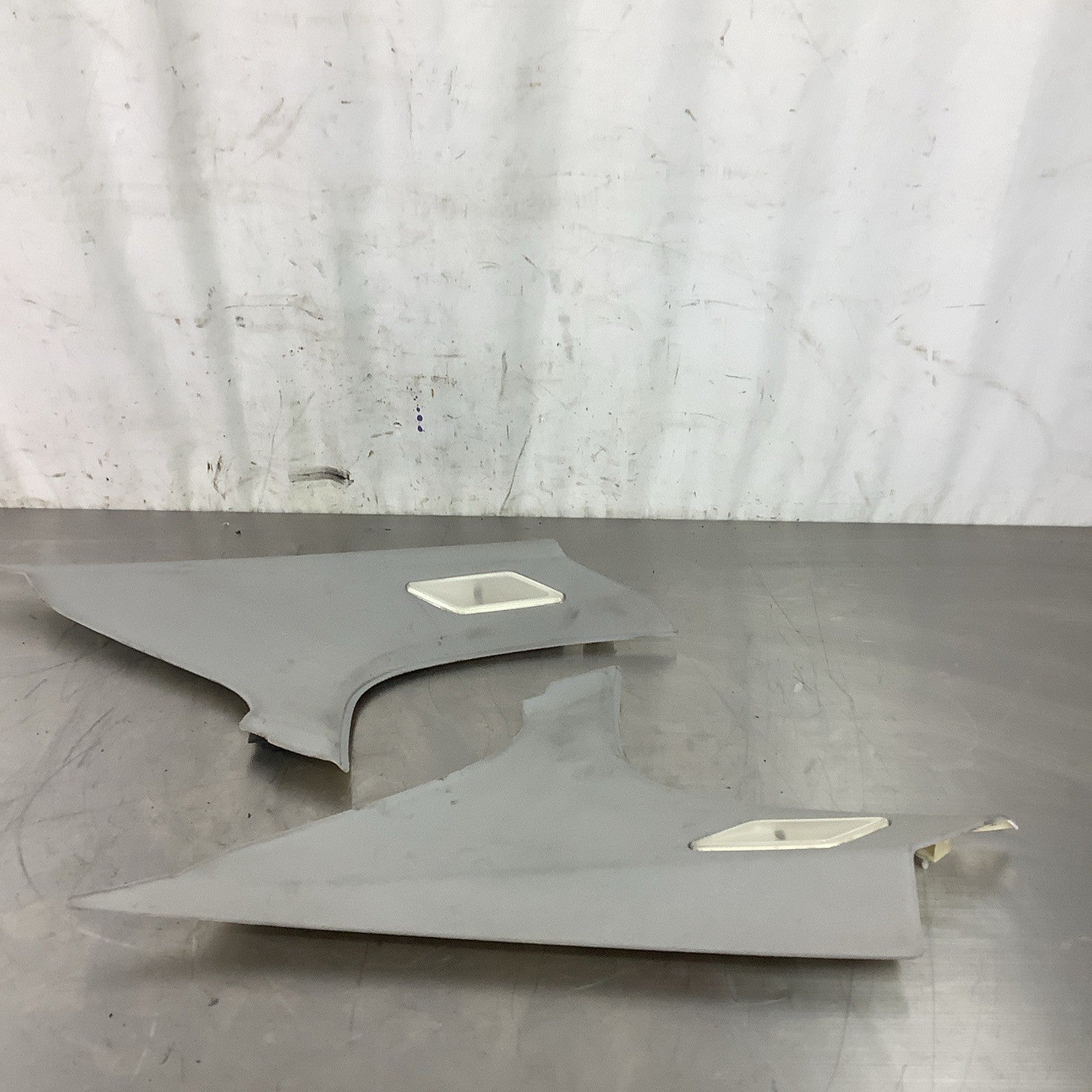 BMW E46 3-Series Sedan Gray C Pillars Lights Trims Set 1999-2005 OEM #051