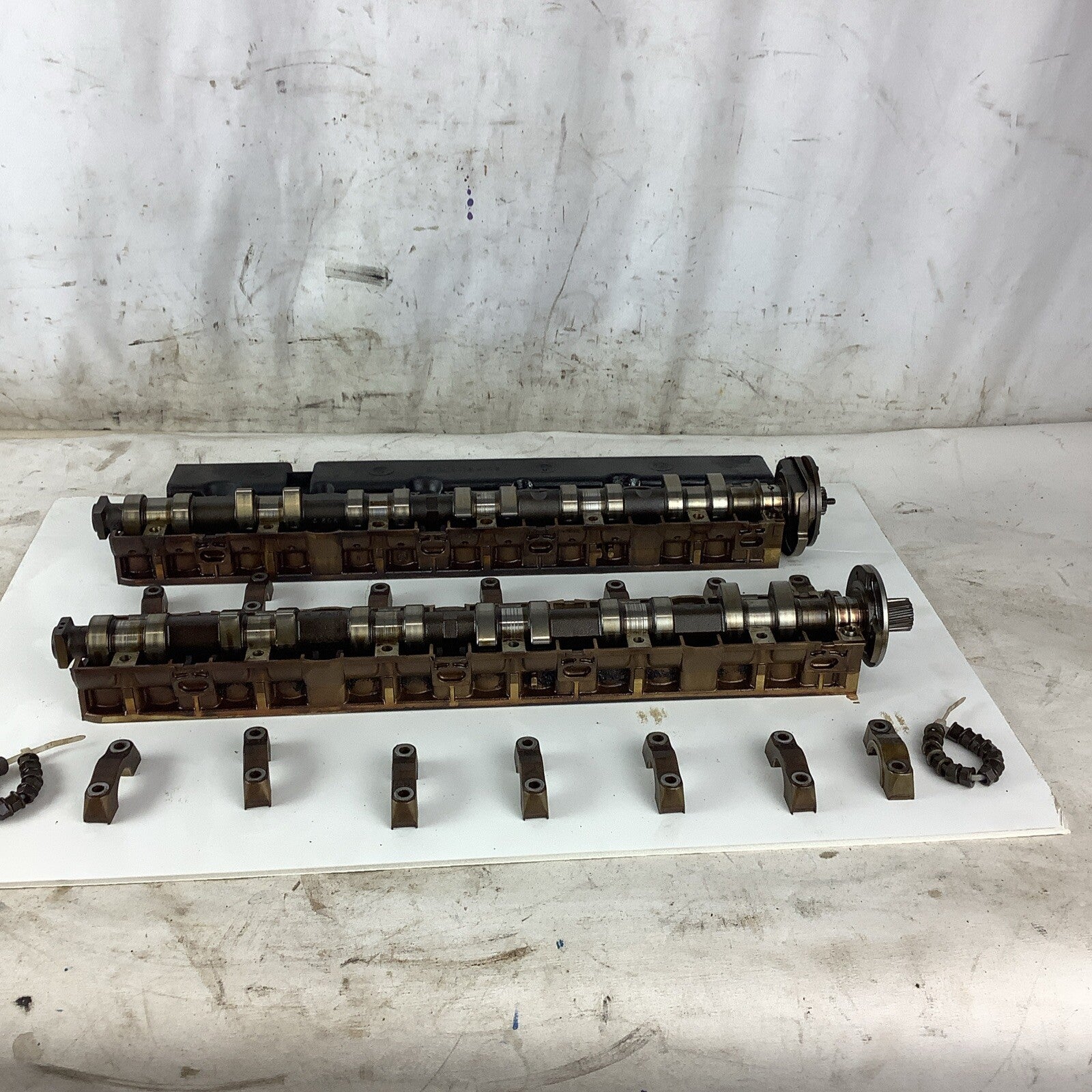 99-06 BMW E46 M52TU Intake & Exhaust Camshafts W/Tray 328i 528i