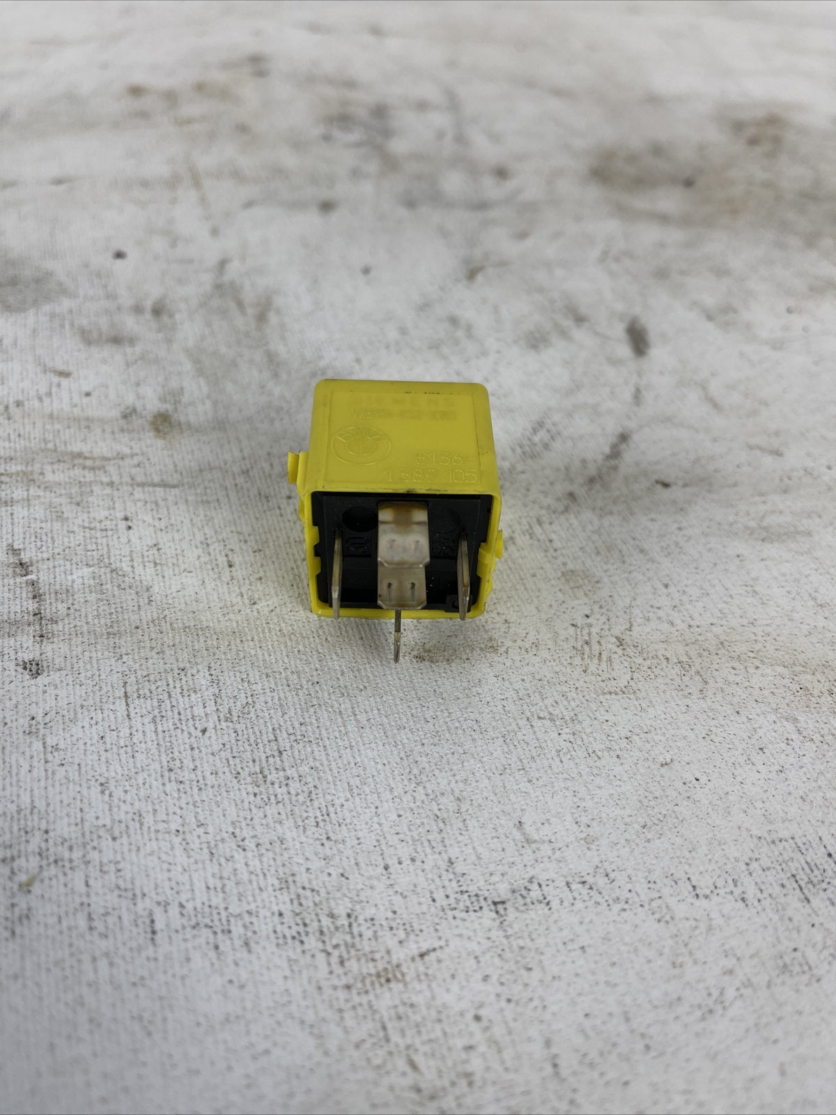 96 - 06 BMW E36/7 E36/8 Z3 E46 M3 YELLOW RELAY OEM BMW 61.36-1 389 105