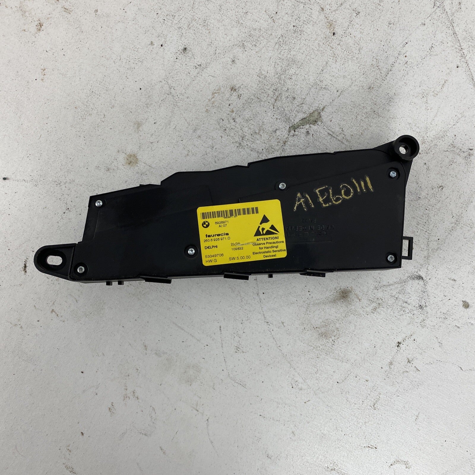 6926971 08-10 528i 535i 550i 08-13 X5 X6 FRONT LEFT SEAT ADJUSTMENT SWITCH