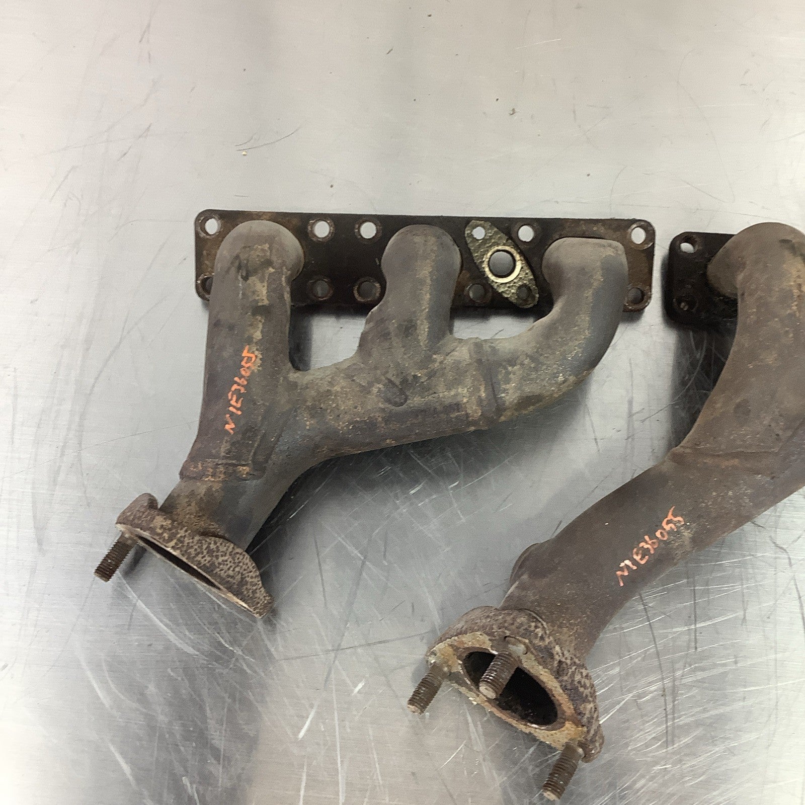 BMW E36 S50 S52 M52 ENGINE EXHAUST MANIFOLD HEADERS OEM 96-99 1744251 1744250