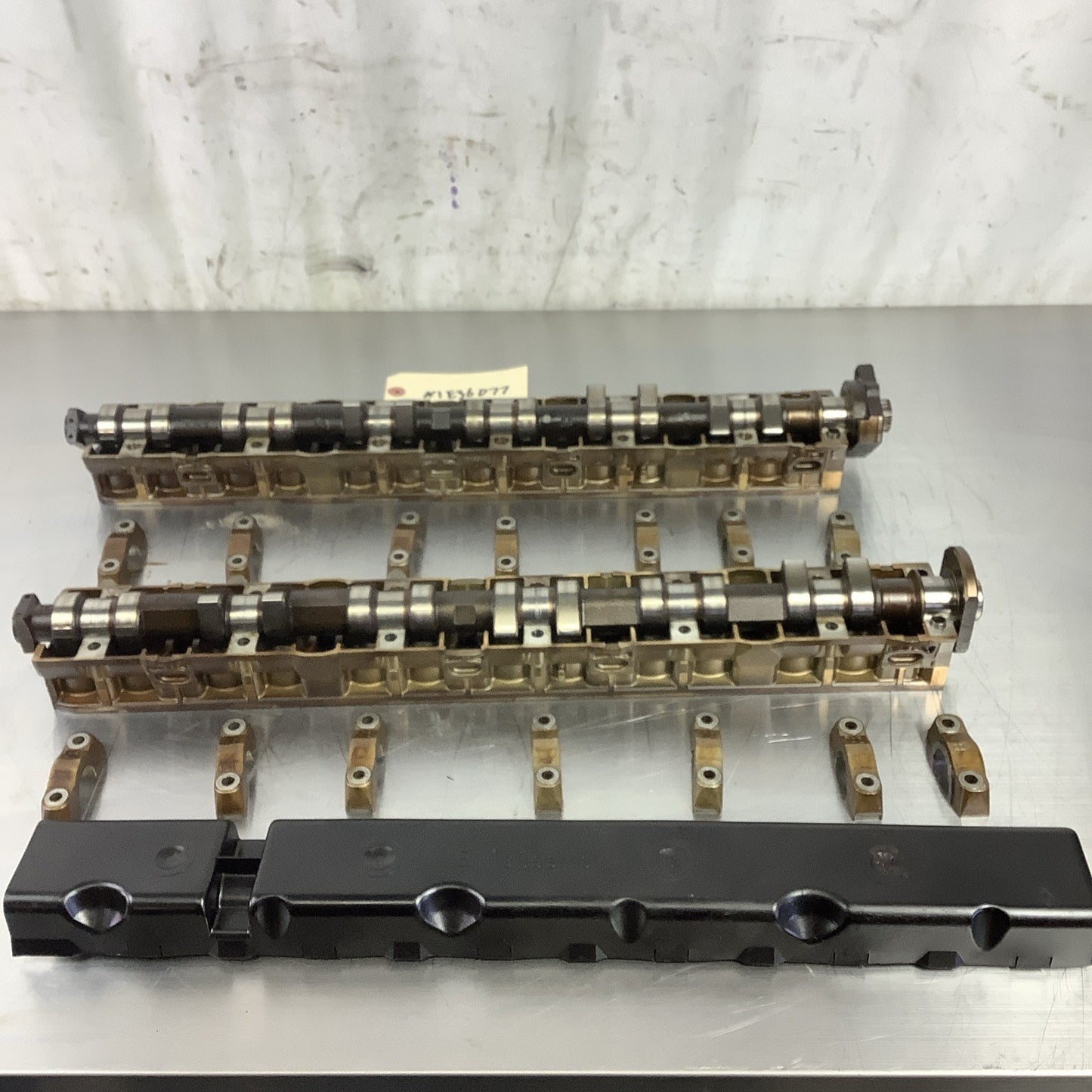E36 328 BMW M52B28 Exhaust Intake Camshaft Pair Single Vanos With Trays
