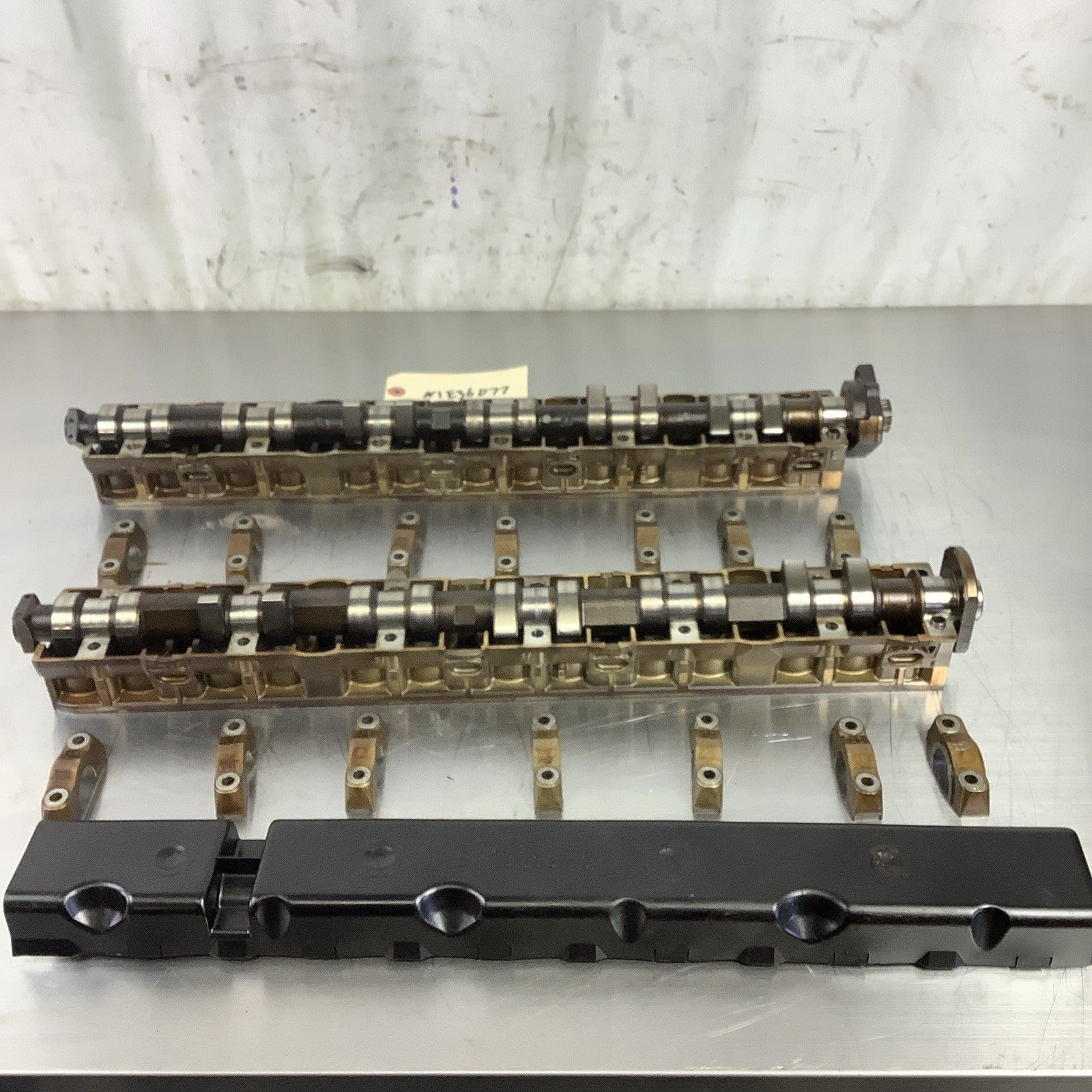 E36 328 BMW M52B28 Exhaust Intake Camshaft Pair Single Vanos With Trays