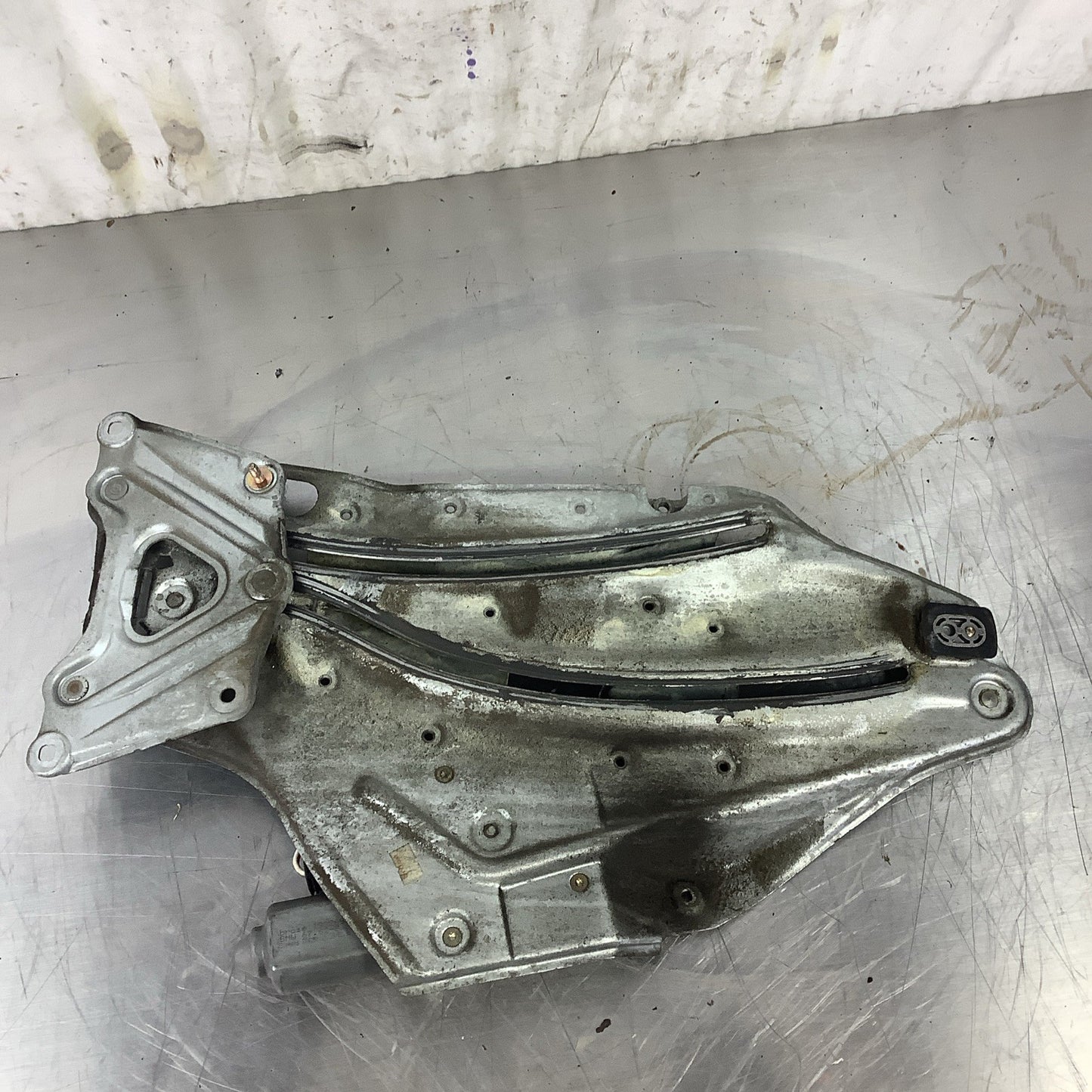 94-99 BMW E36 Convertible Right Rear Window Regulator Motor 8119986