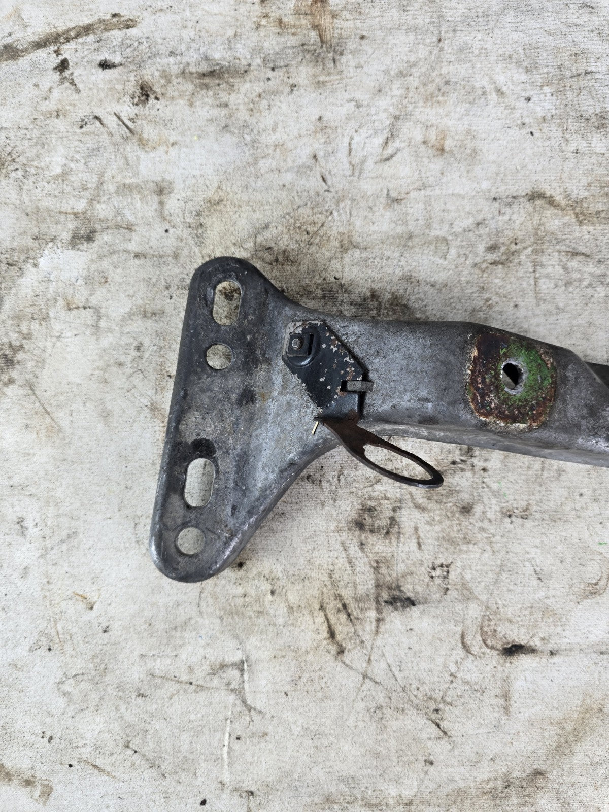 BMW E36 328 M3 Z3 Manual Transmission Gearbox Cross Member Brace 5speed 318 325