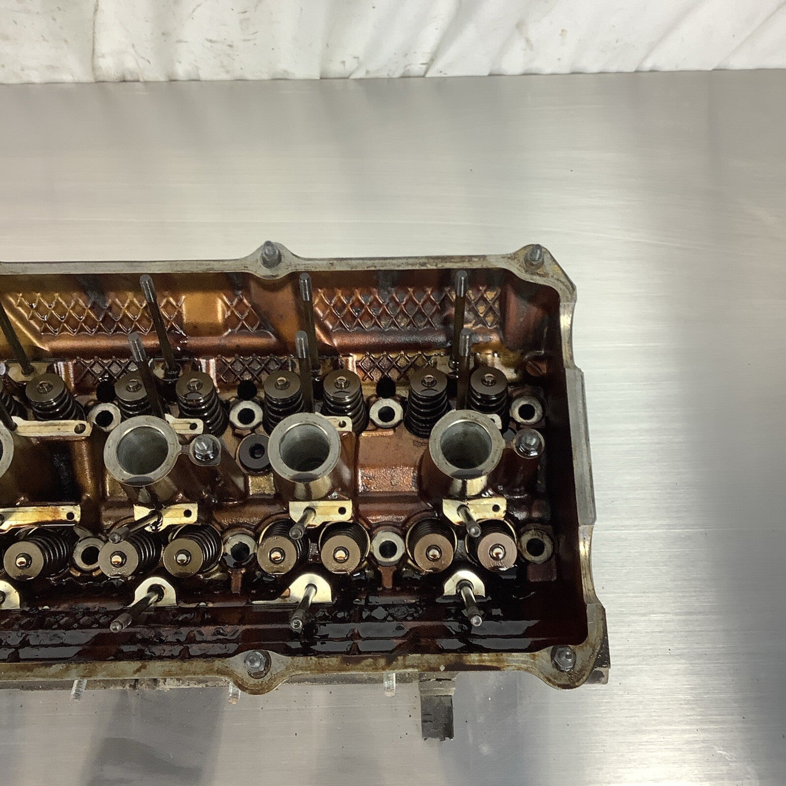 99-06 BMW  E39 E46 E60 E53 E83 E85 2.5L/2.8L/3.0L  M52TU M54 CYLINDER HEAD #061