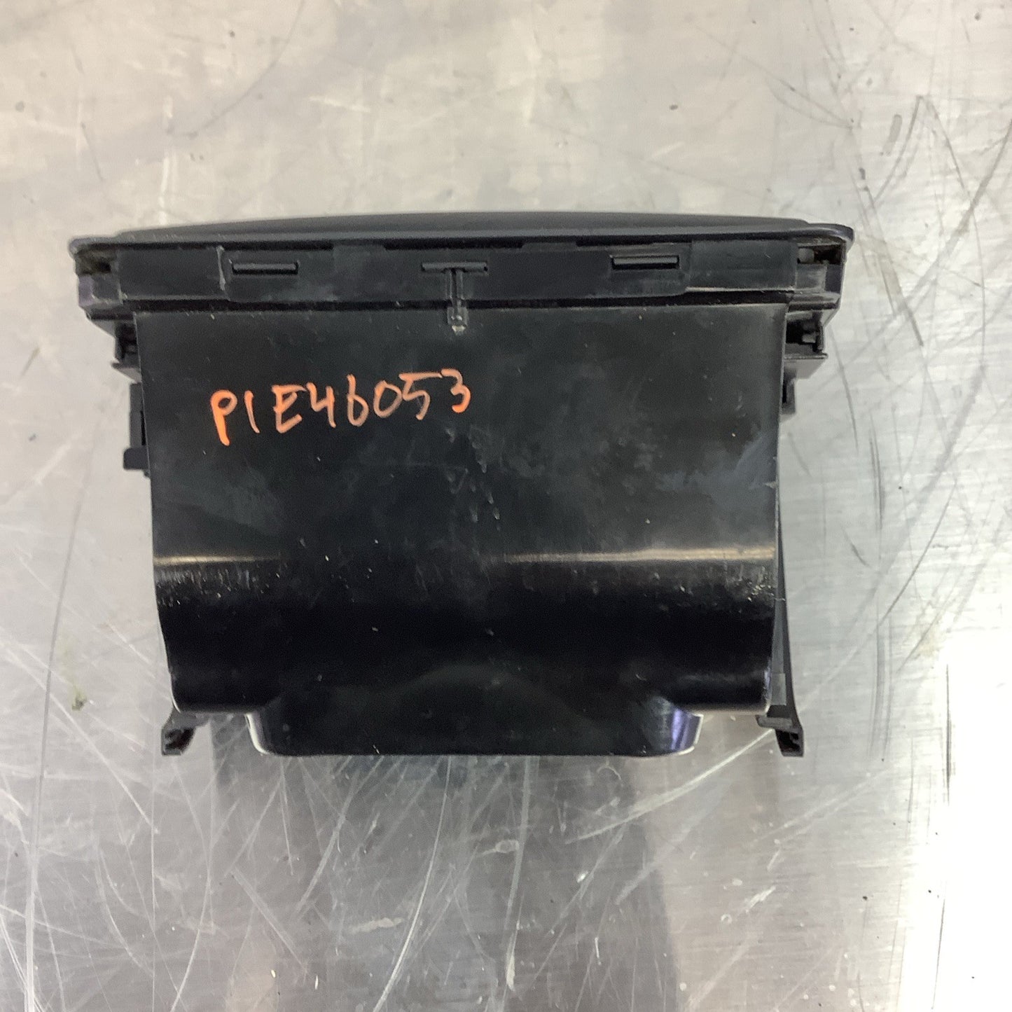 BMW 3 Series E46 M3 Rear Console Ashtray Insert Tray Smokers Package 8225988
