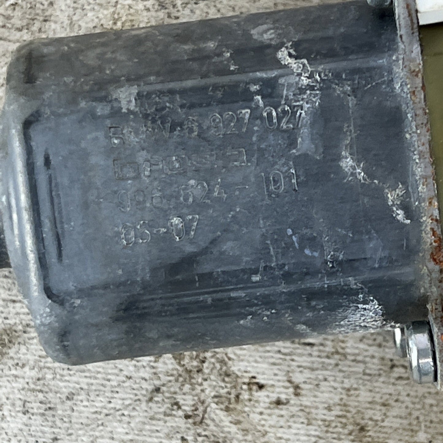 FRONT LEFT WINDOW MOTOR BMW E90 335i 330i 328i 325i 2006 - 2012 OEM 06 - 12