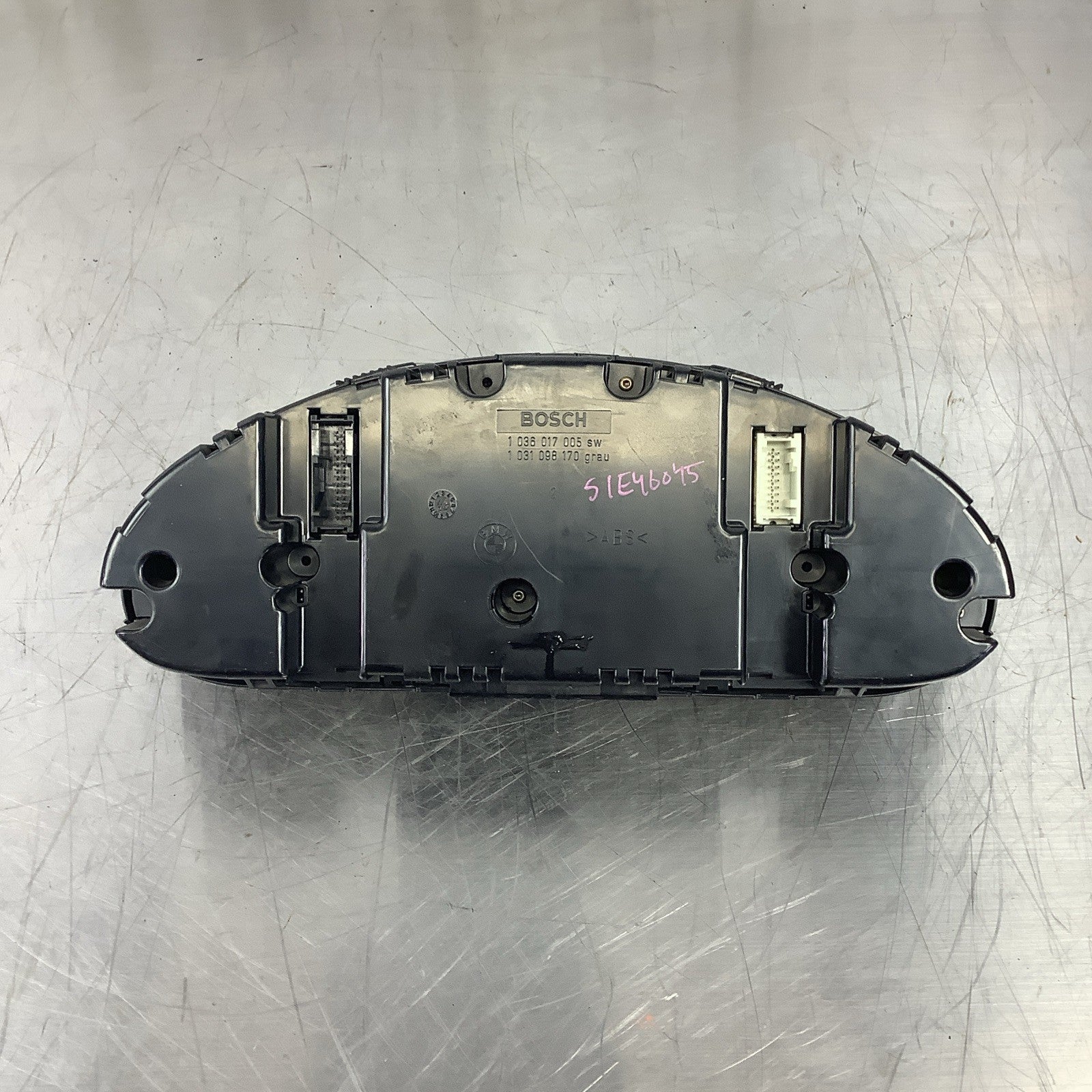 02-06 BMW E46 330Ci Coupe Instrument Gauge Cluster Manual OEM 118 K KPH