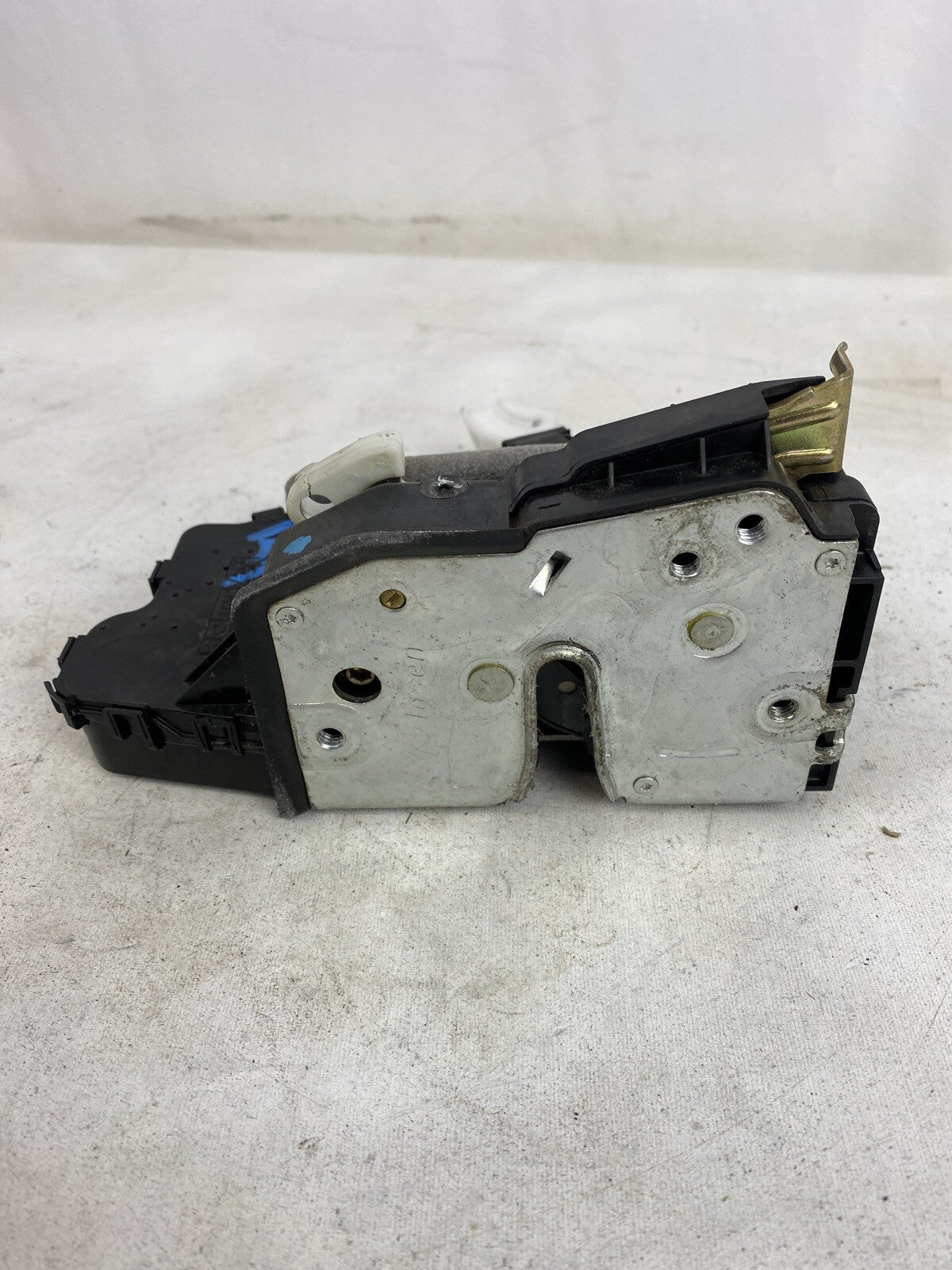 1999-2005 BMW 323i 325i 328i 330i E46 Right Rear Door Latch Lock Actuator OEM