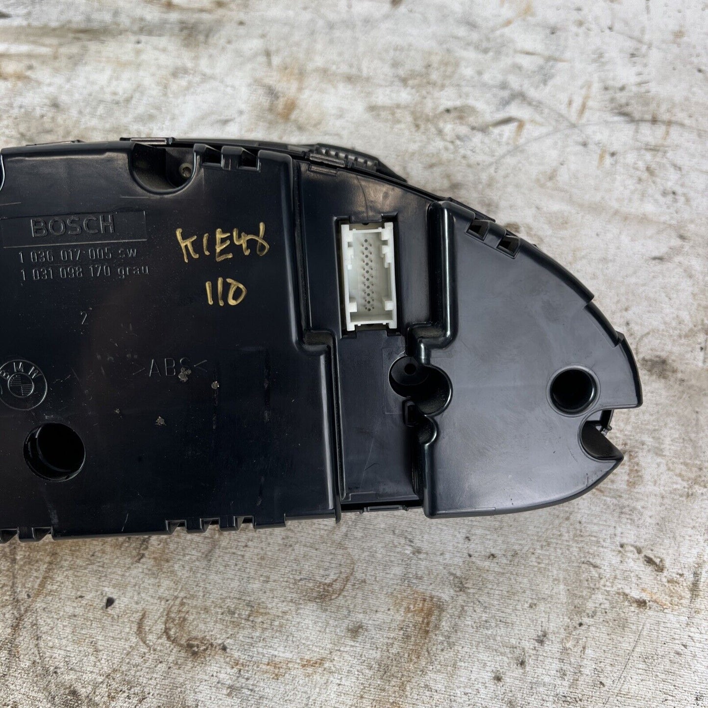 2001-2006 BMW E46 330i Sedan Instrument Cluster for Auto Trans OEM KPH 231 k KM